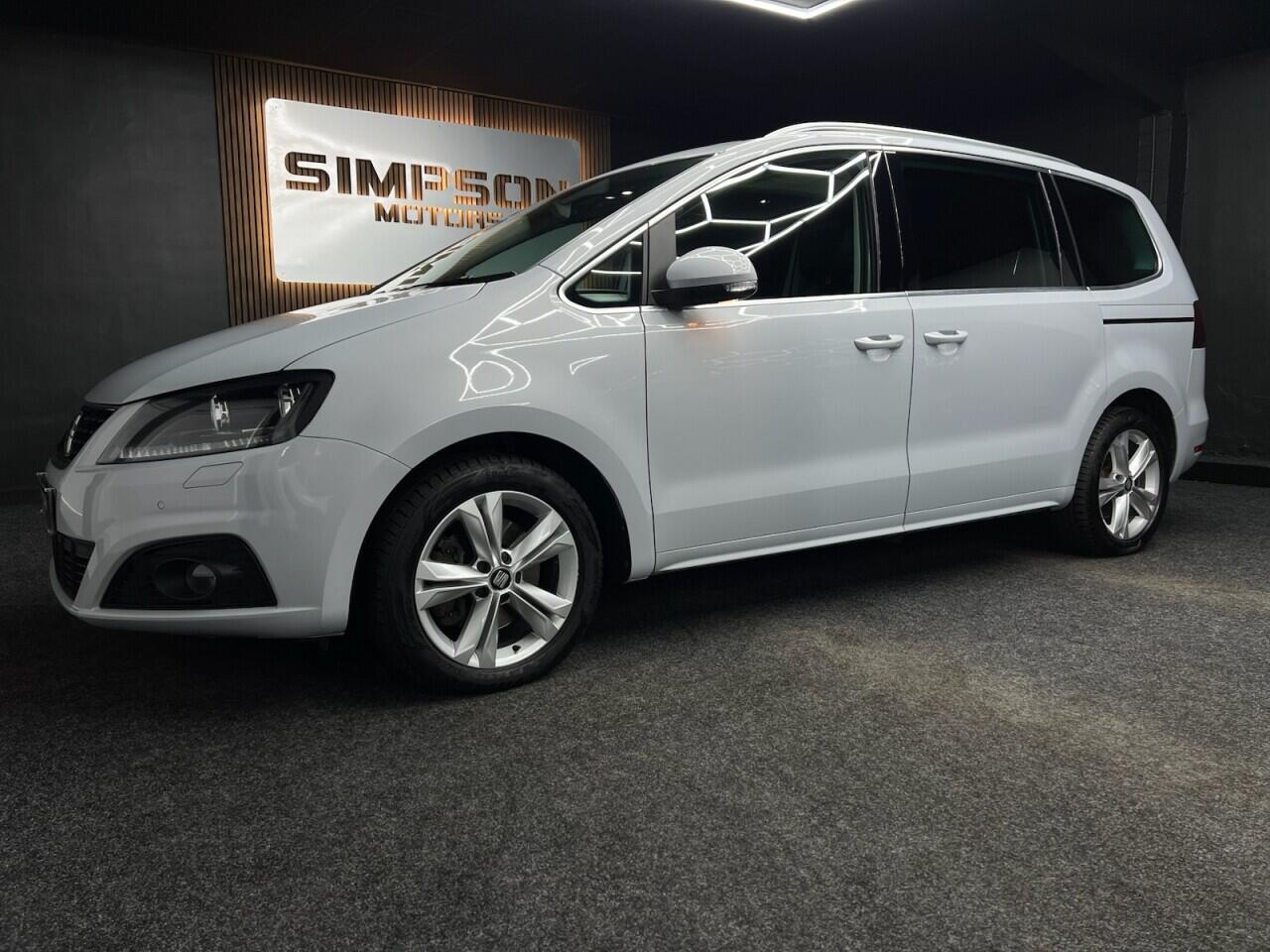 SEAT Alhambra view 3