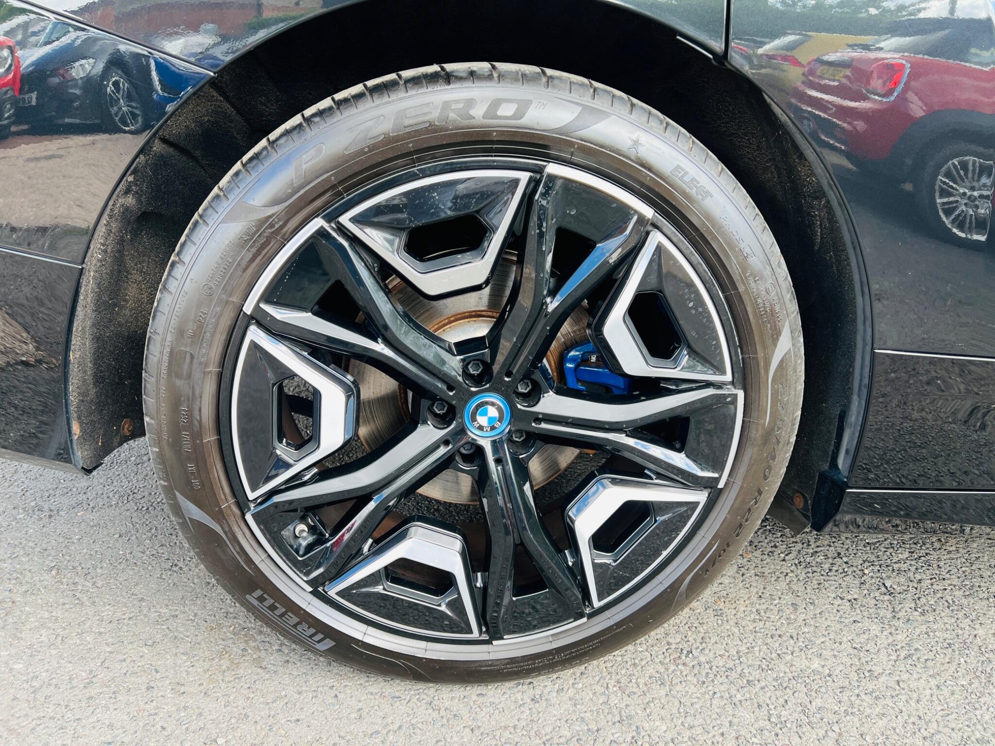 2022 BMW iX 40 76.6kWh M Sport Auto xDrive 5dr • 23,495 miles image 37