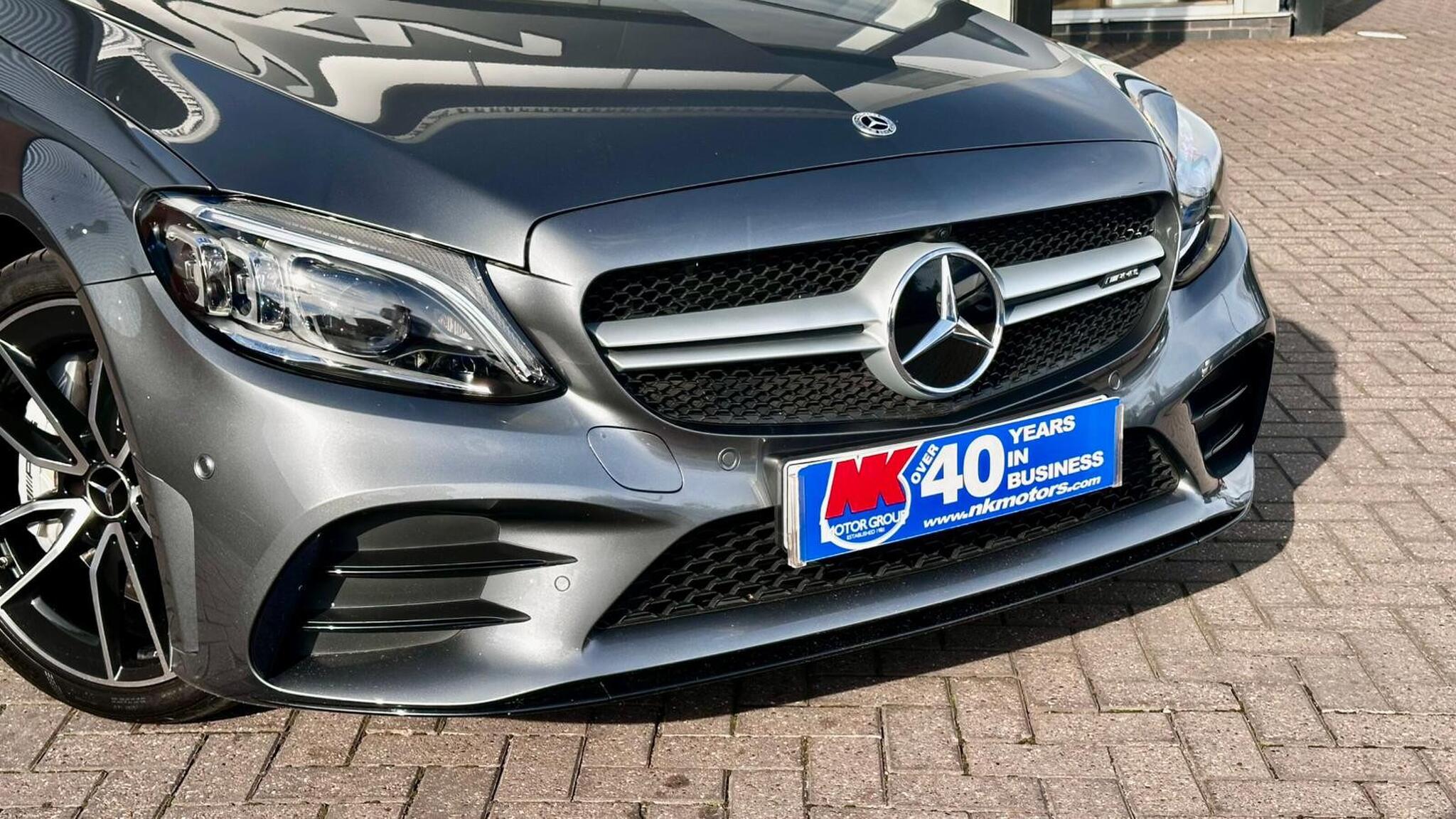 Mercedes-Benz C Class view 3