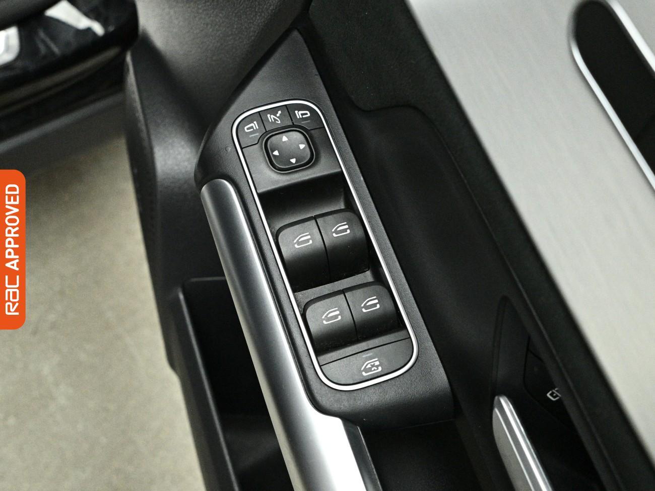 Mercedes-Benz Eqa view 24