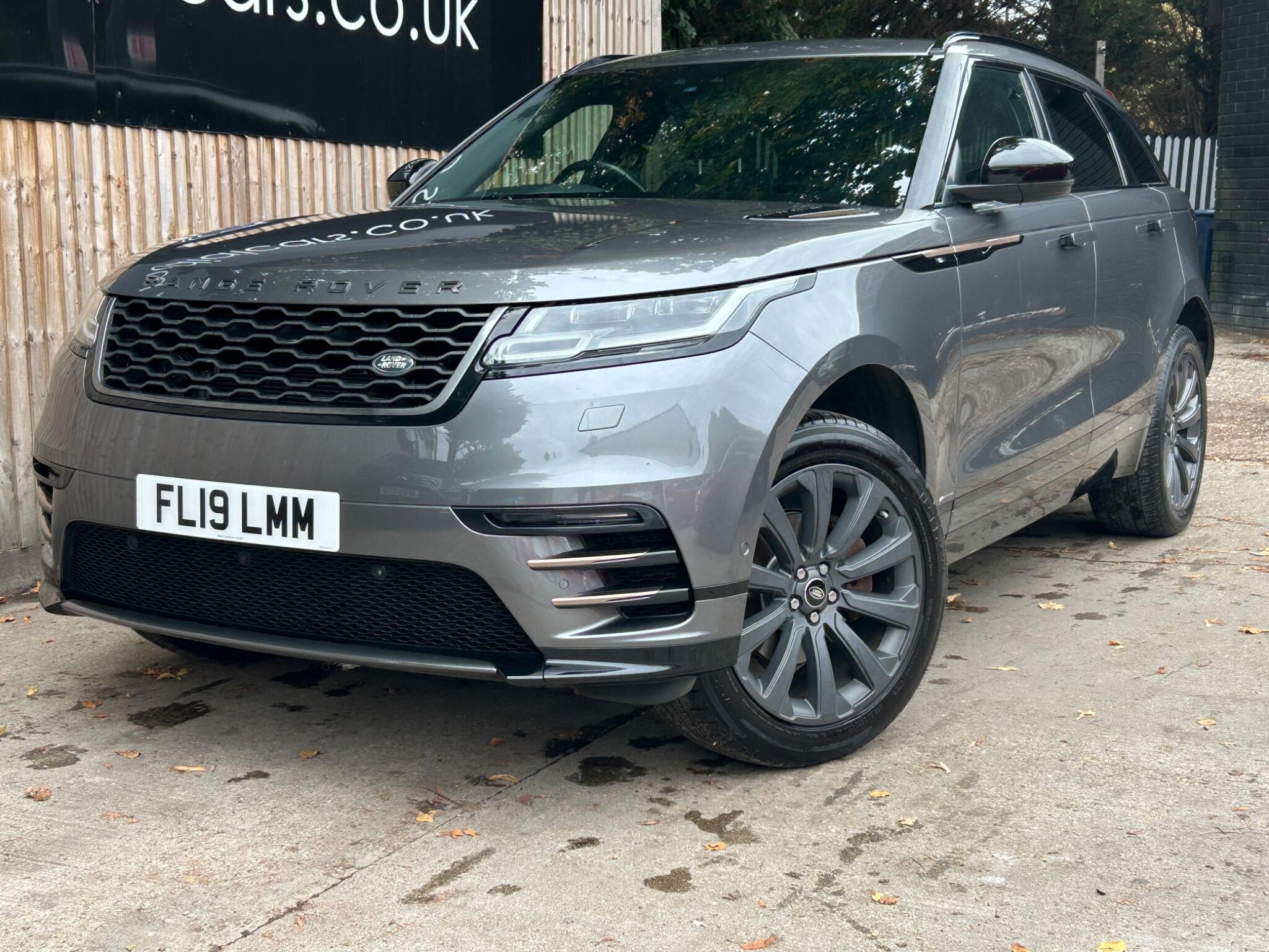 Land Rover Range Rover Velar view 2