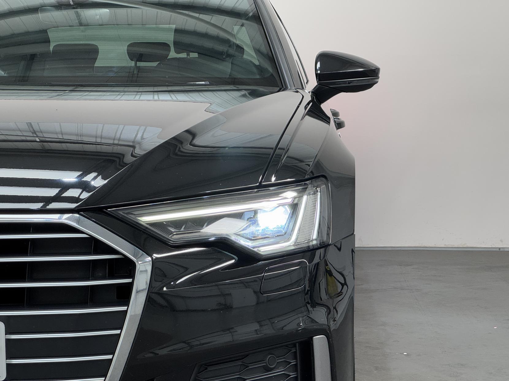 Audi A6 Saloon view 4