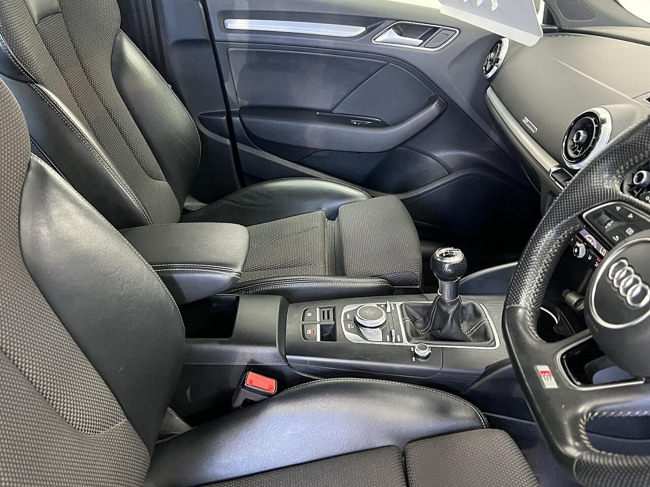 Audi A3 view 8