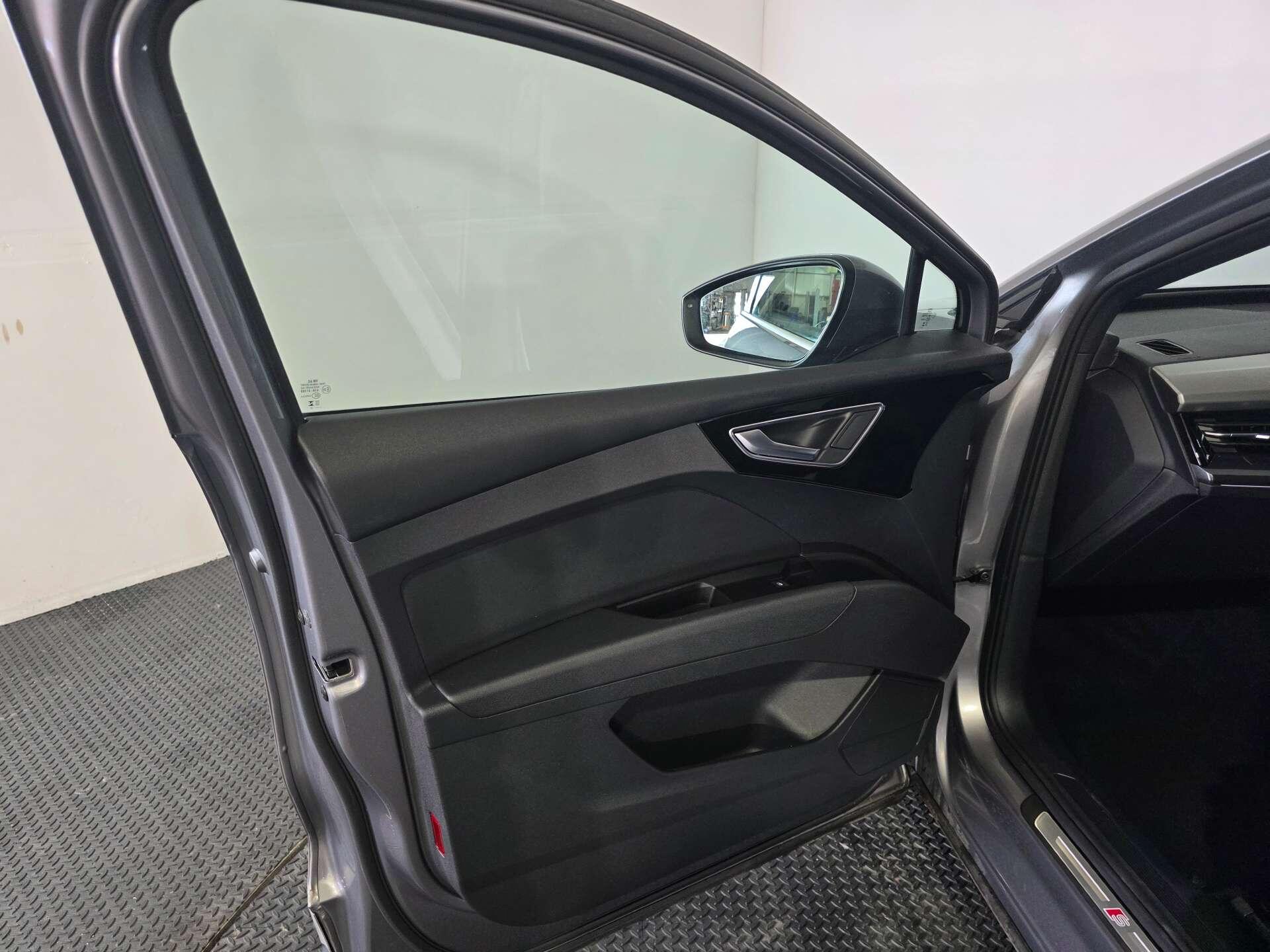 Audi Q4 E-Tron view 48