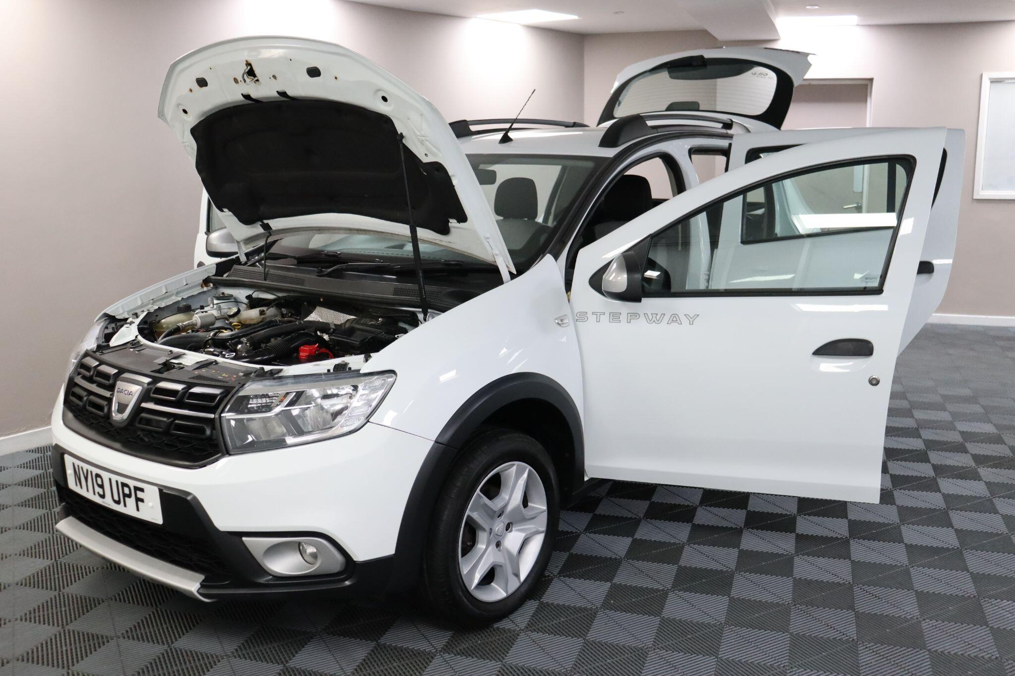 Dacia Sandero Stepway view 16