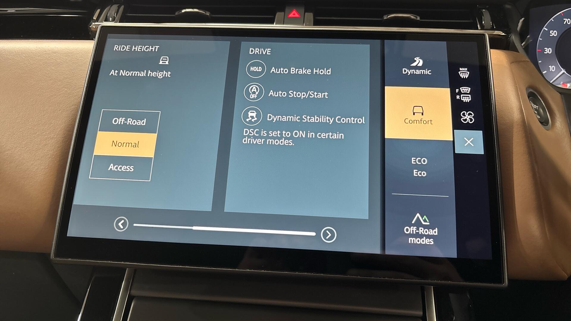 Land Rover Range Rover Velar view 52