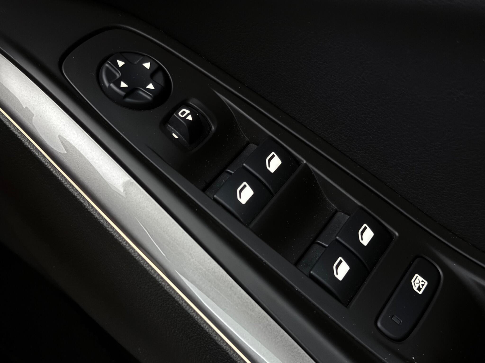Vauxhall Grandland X view 19