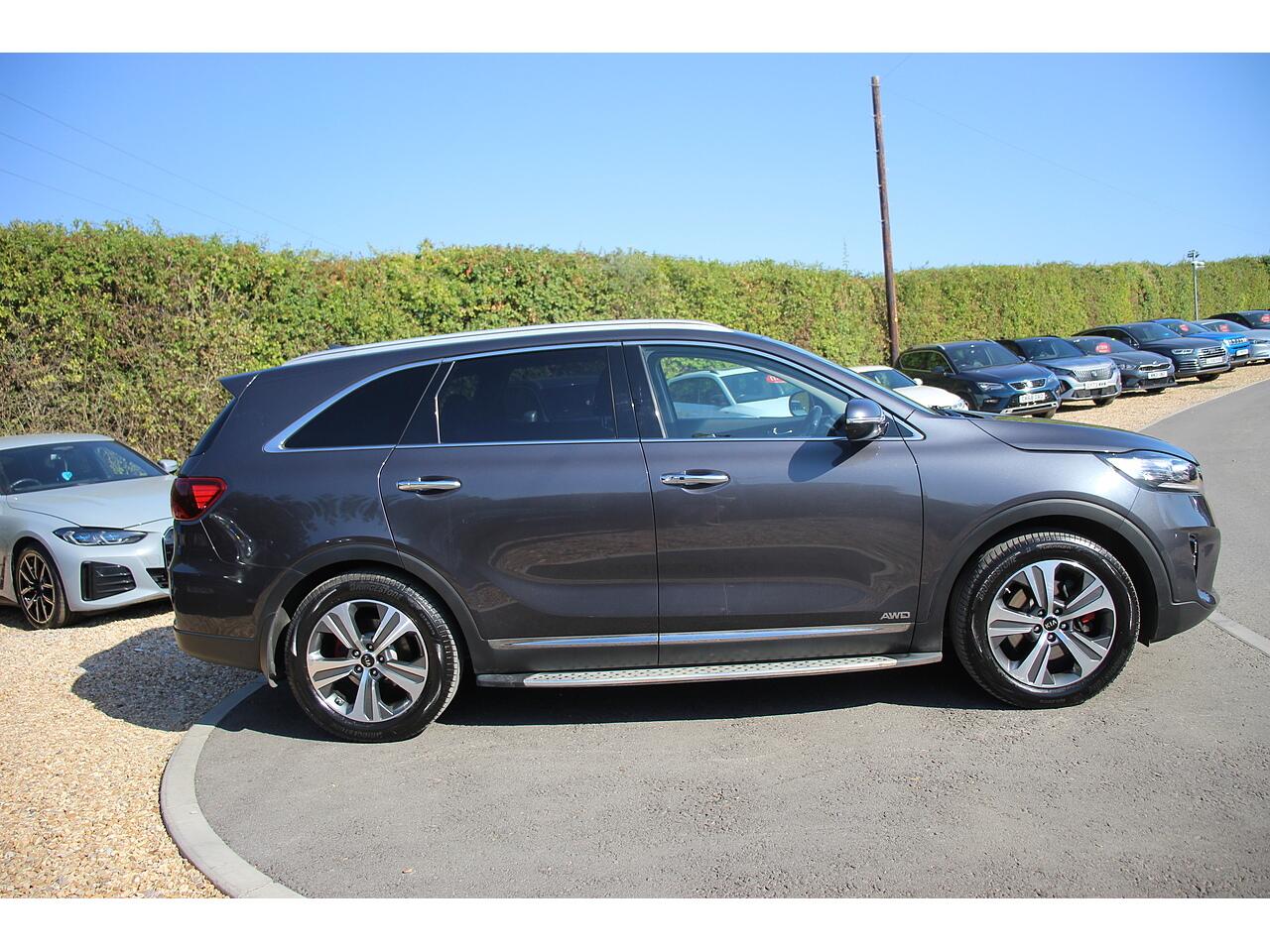 Kia Sorento view 12