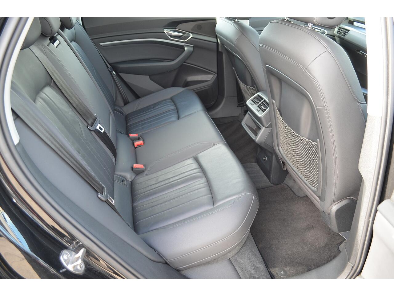 Audi E-Tron view 23