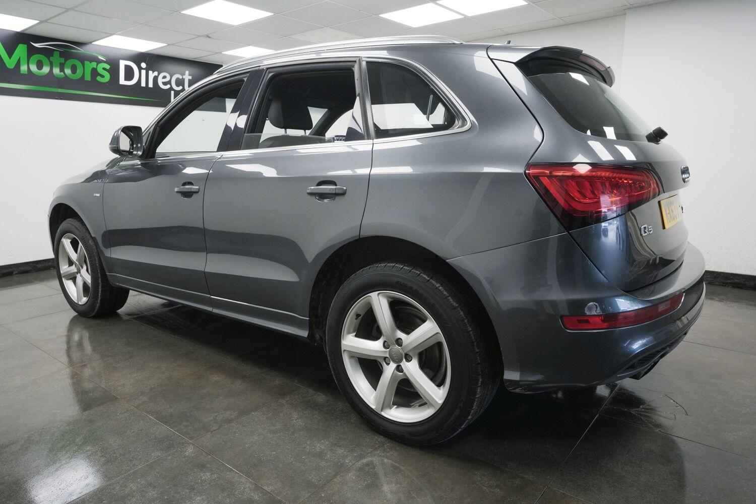 Audi Q5 view 6