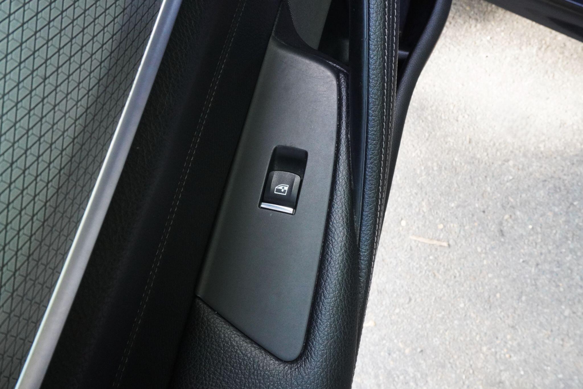 BMW 5 Series view 67