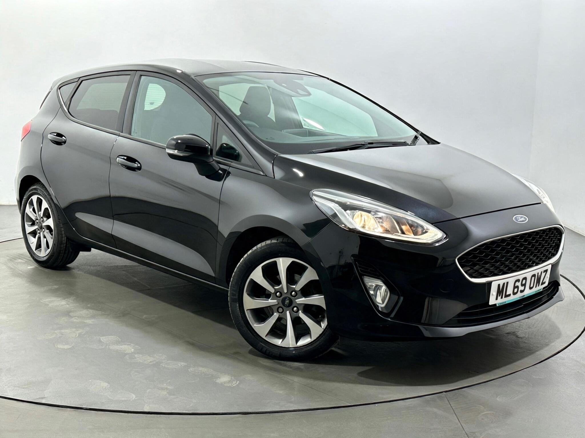 Ford Fiesta view 52