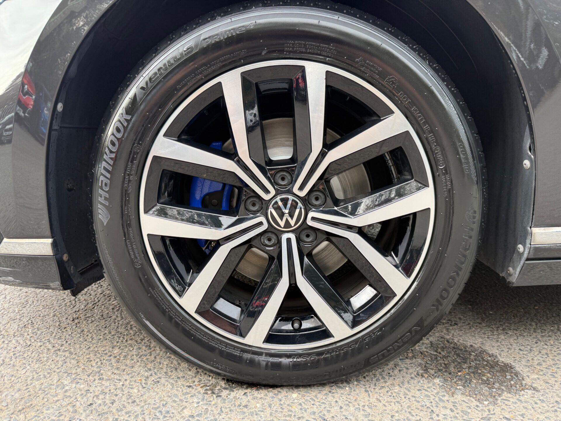 Volkswagen Passat view 64
