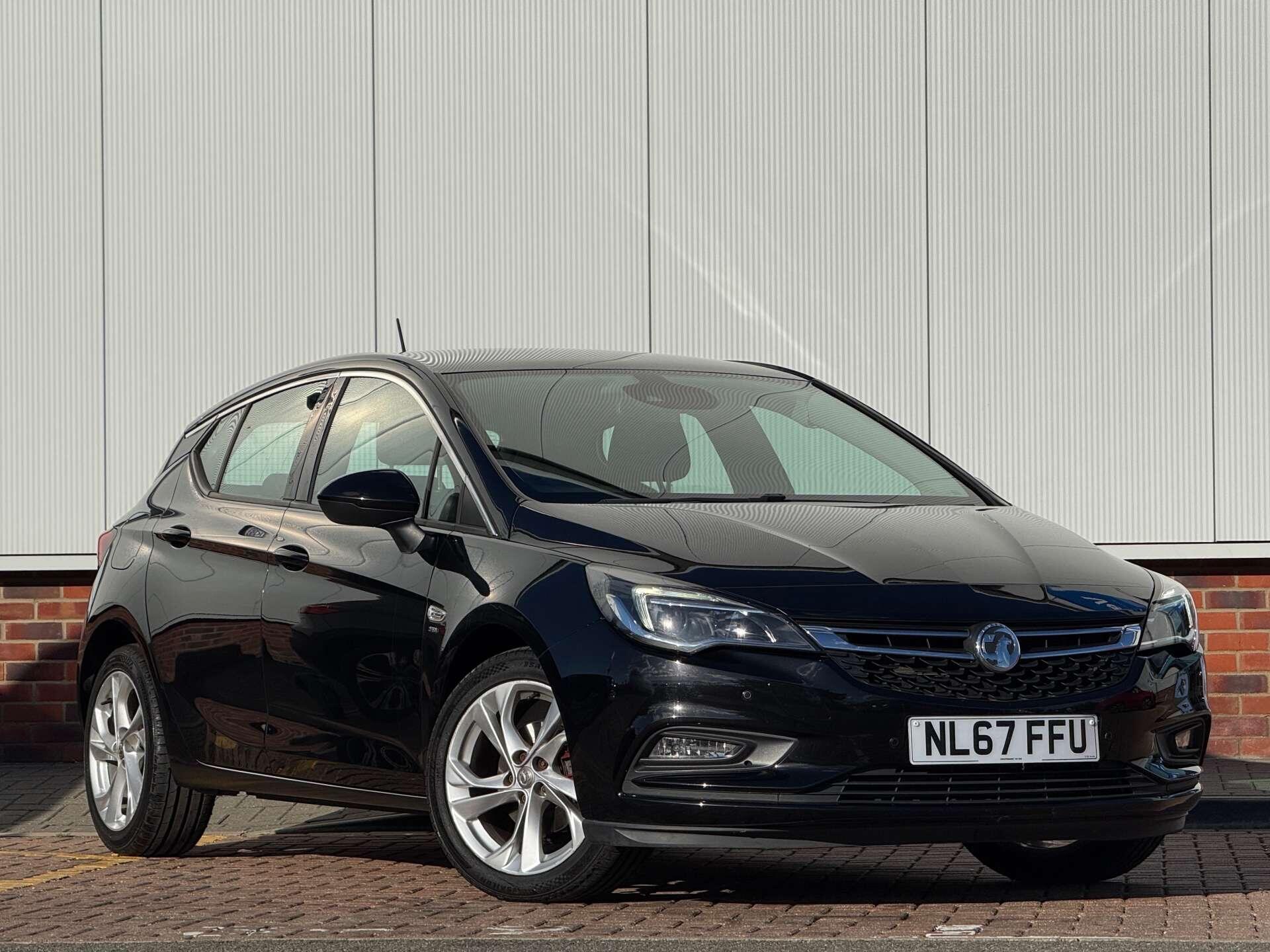 Vauxhall Astra main image