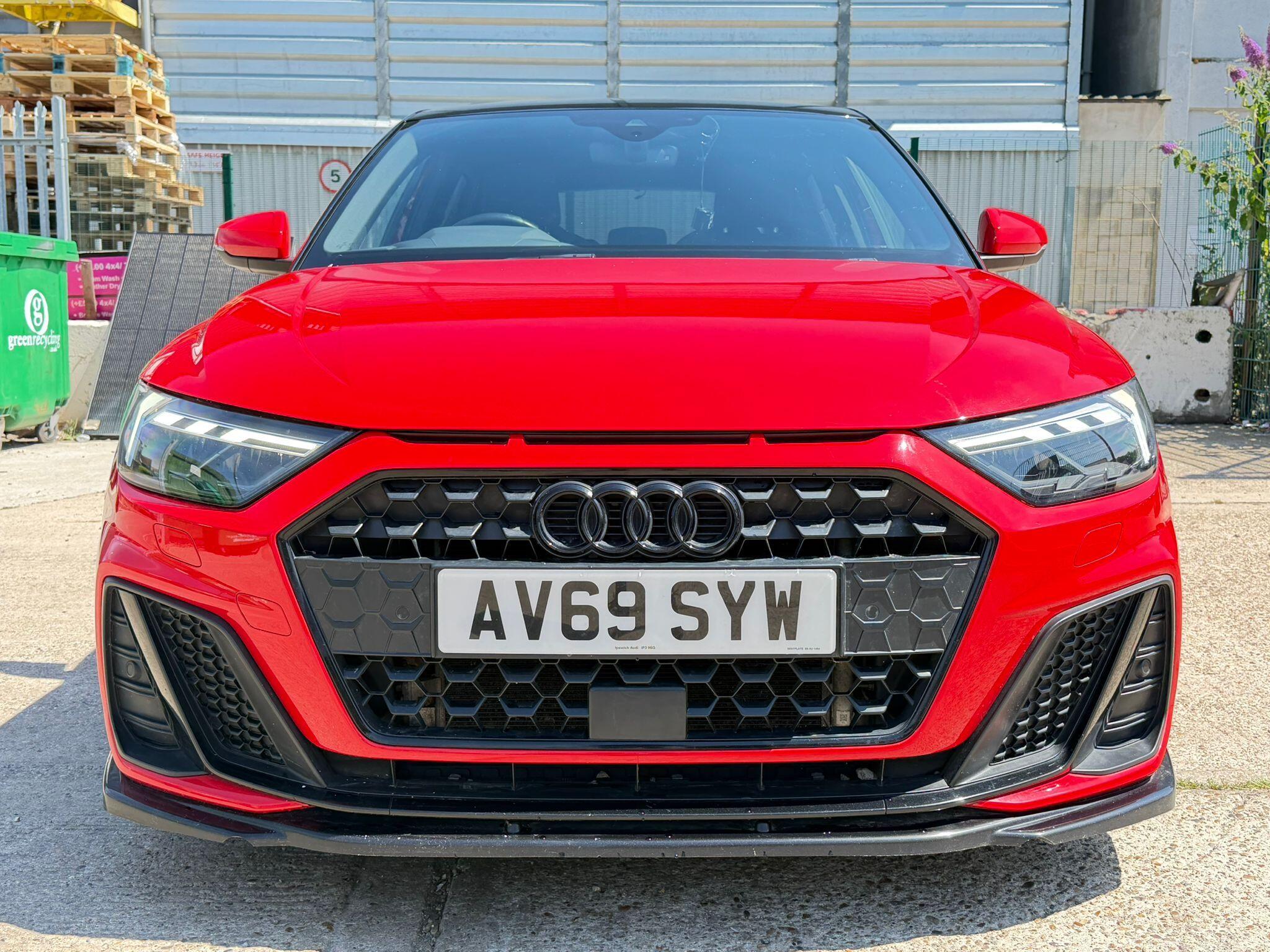 Audi A1 view 8