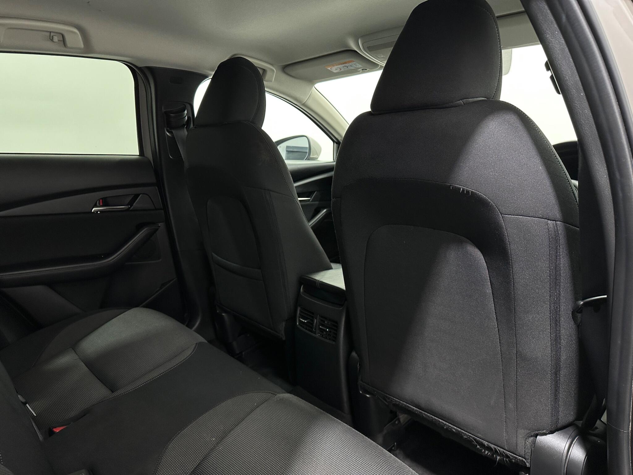 Mazda CX-30 view 39