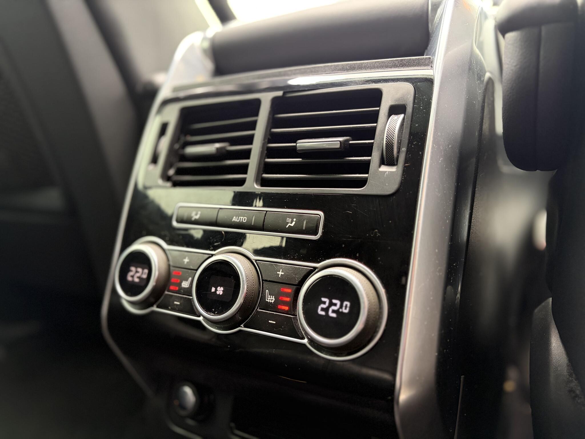 Land Rover Range Rover Sport view 27