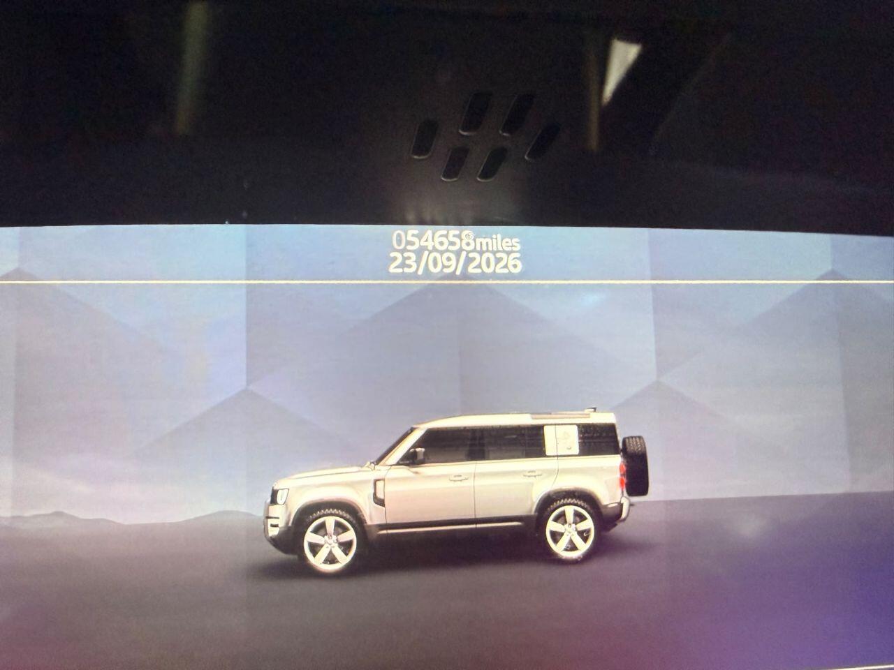 Land Rover Defender view 15