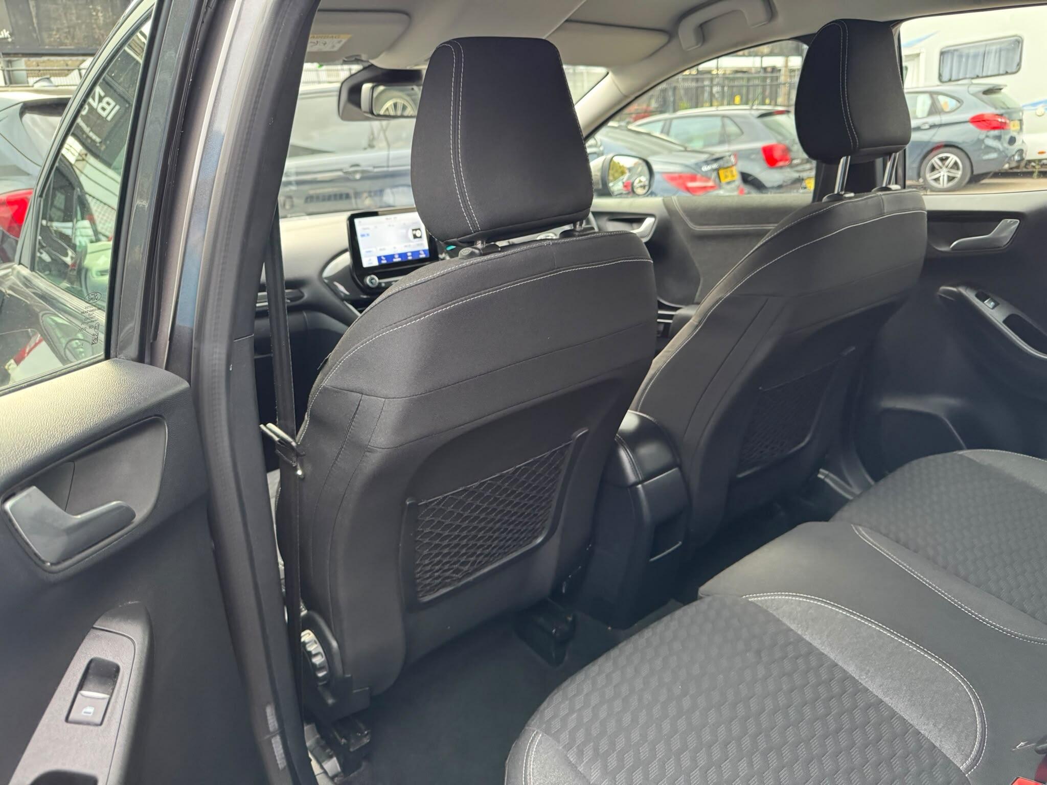 Ford Puma view 46