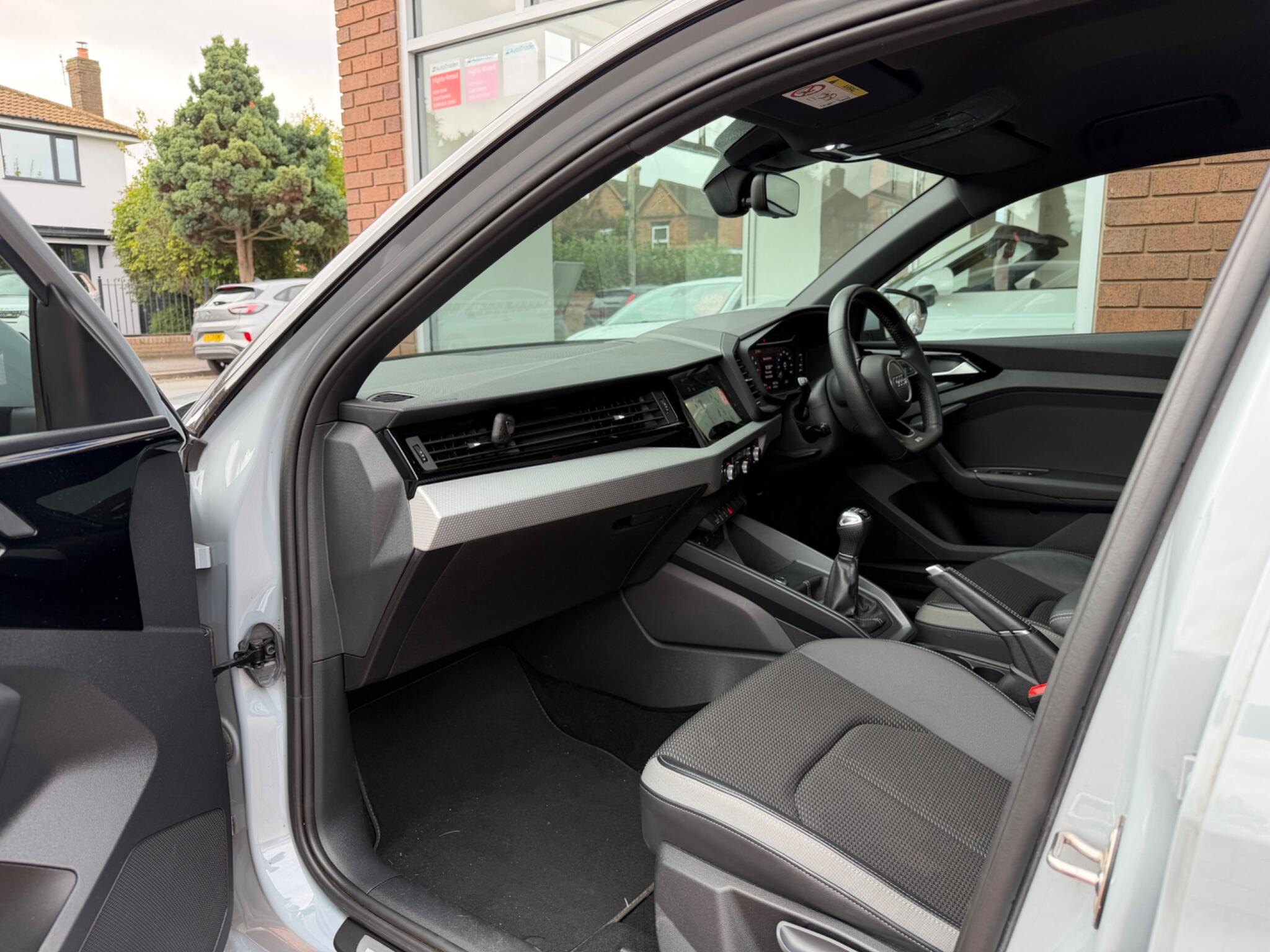 Audi A1 view 32