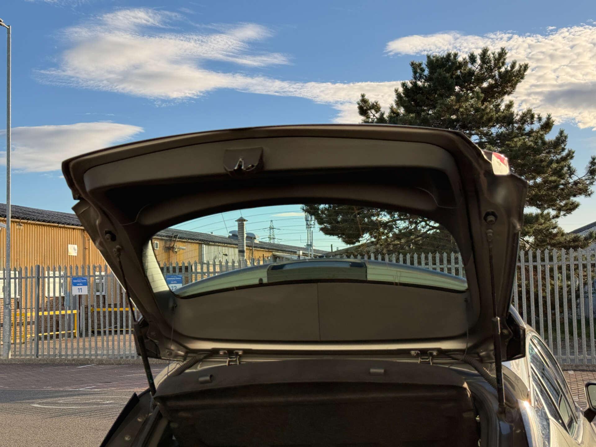 Vauxhall Astra view 28