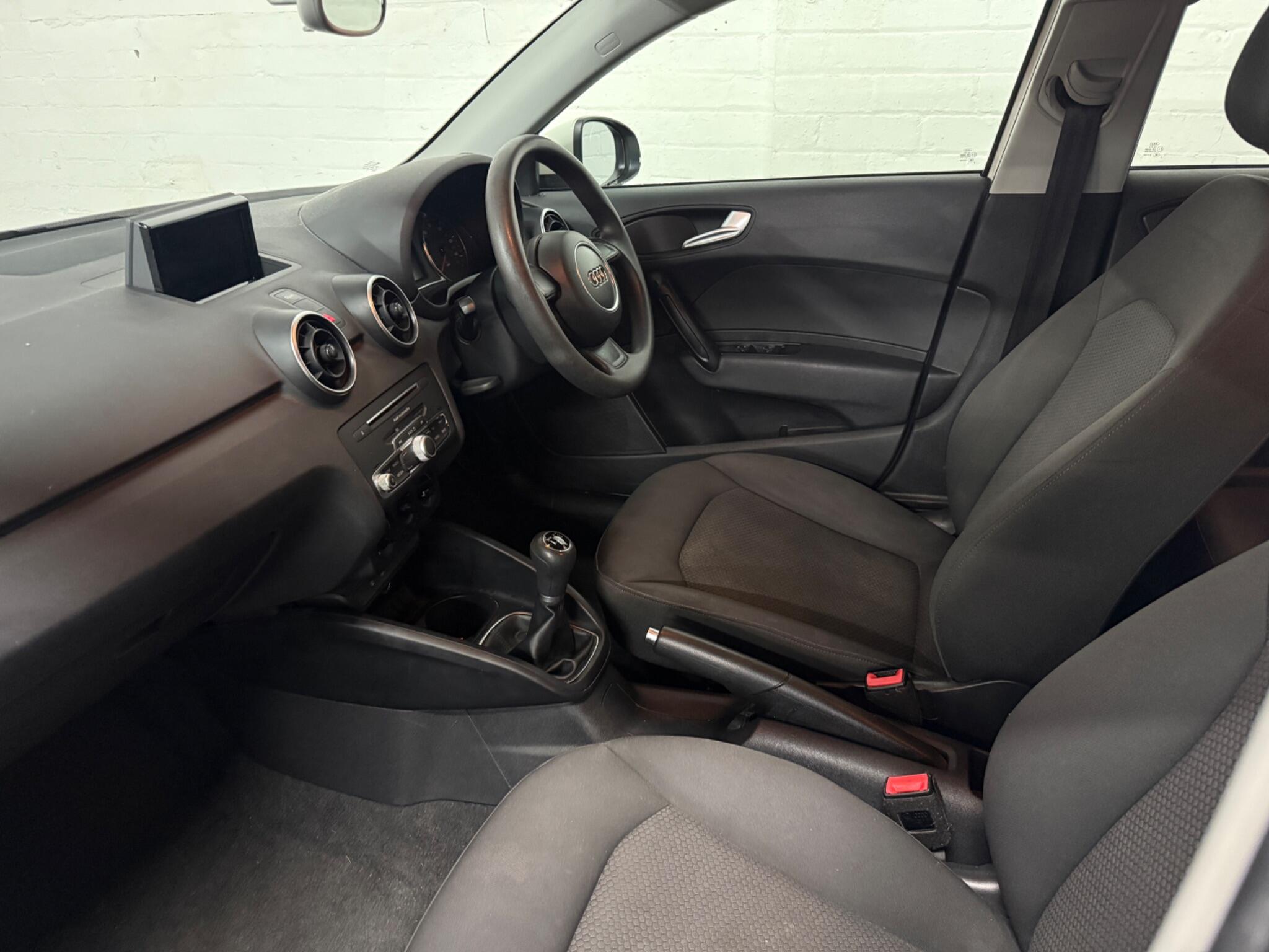 2015 Audi A1 1.6 TDI SE Sportback Euro 6 (s/s) 5dr • 106,500 miles image 24