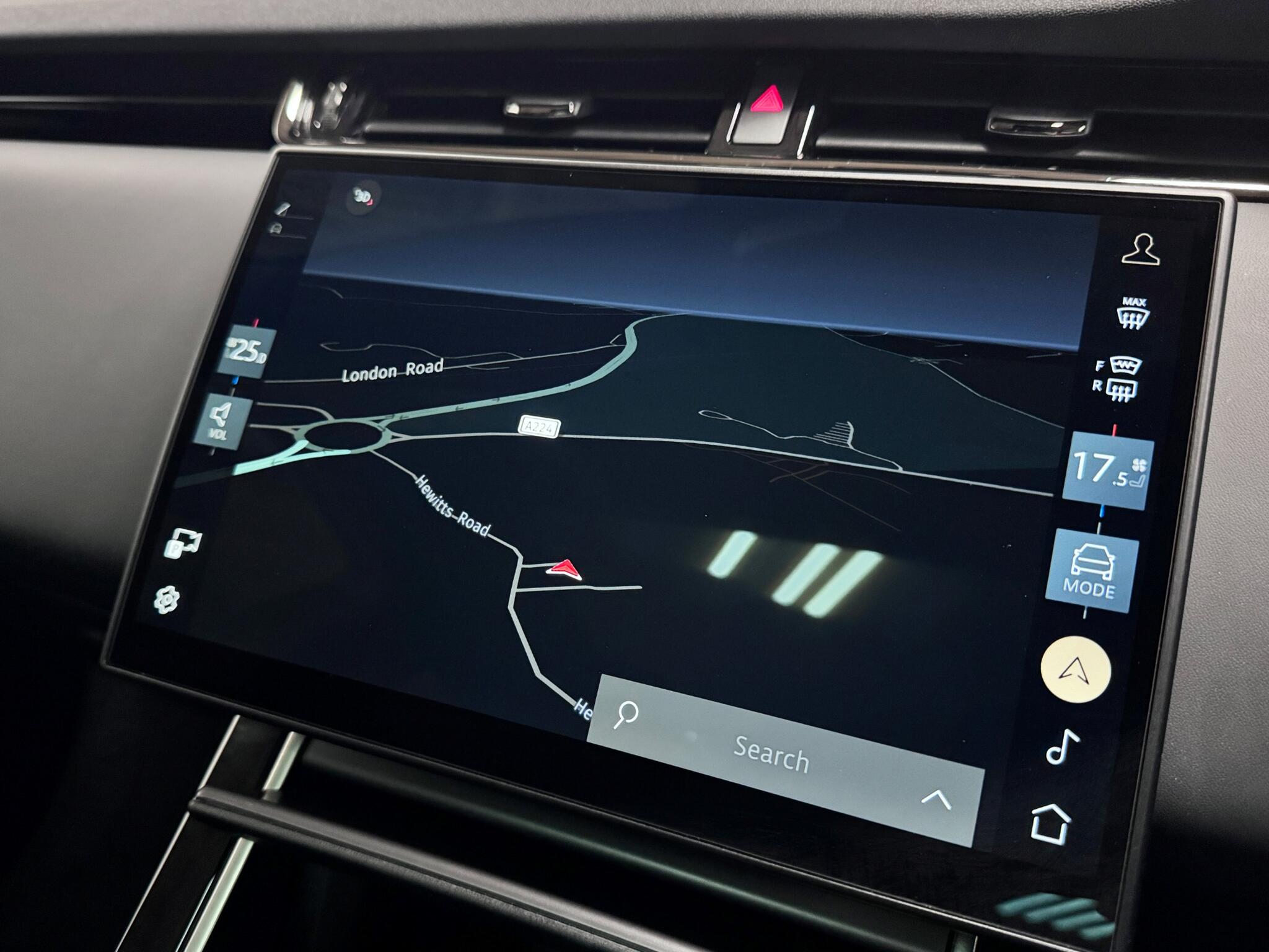 Land Rover Range Rover Evoque view 40