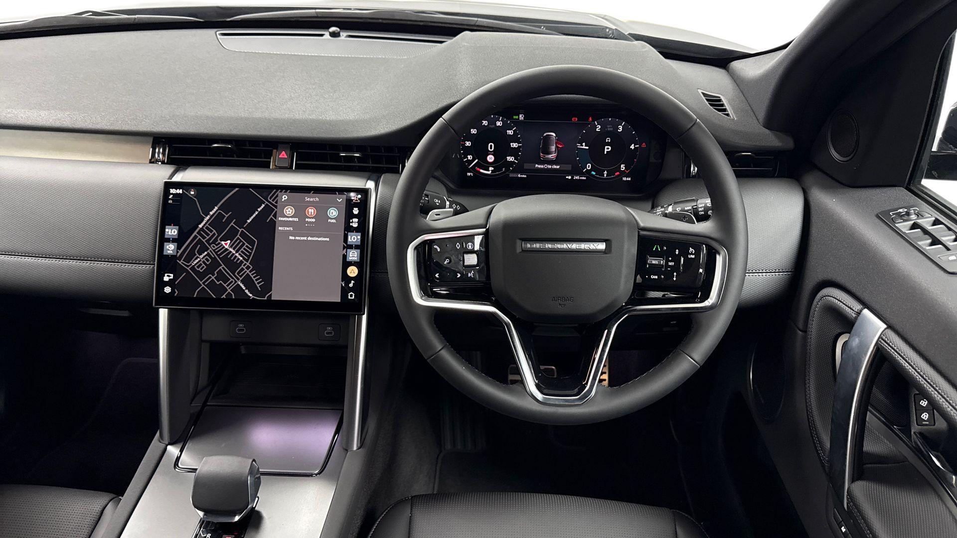 Land Rover Discovery Sport view 15