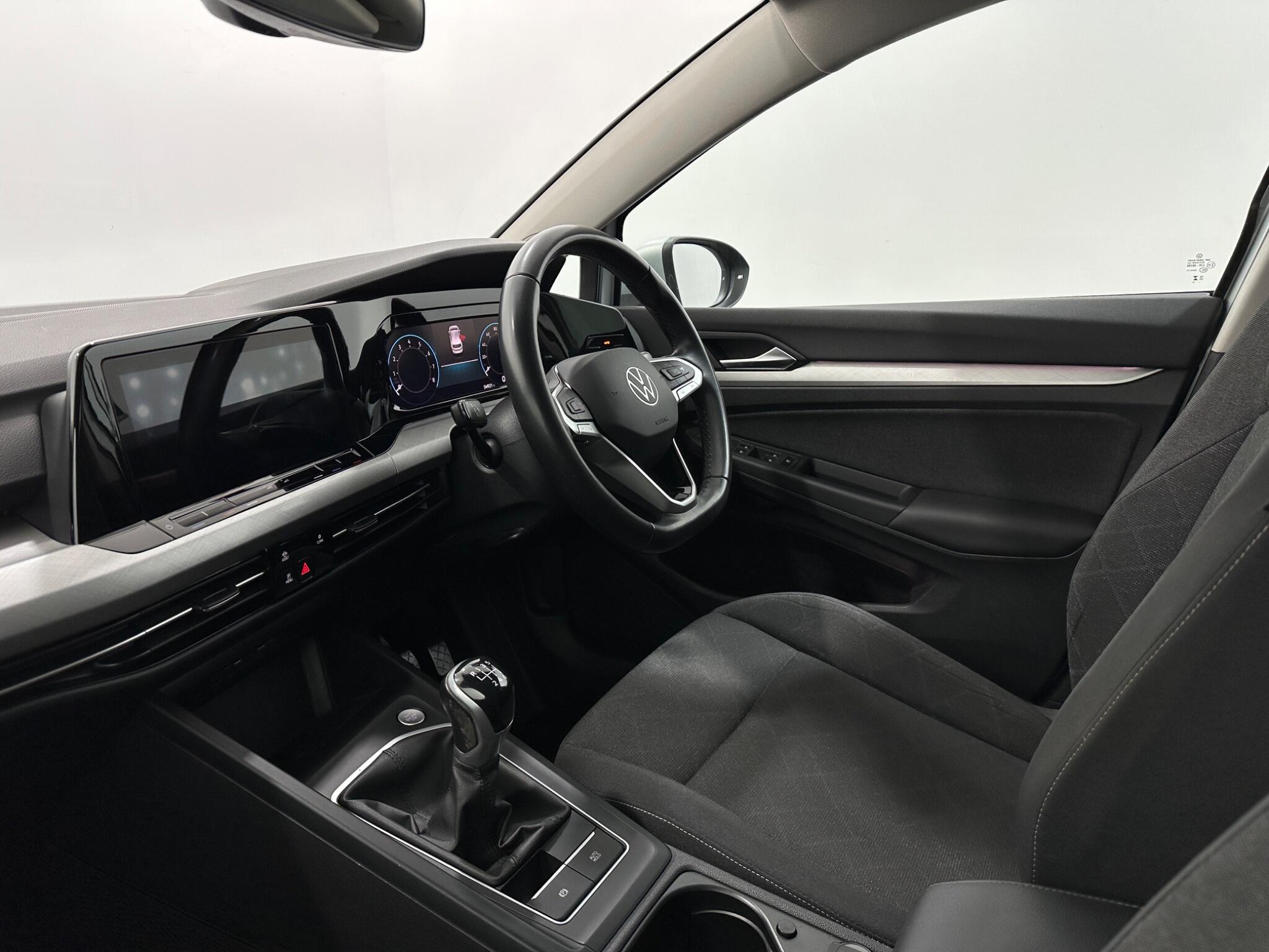 Volkswagen Golf view 31