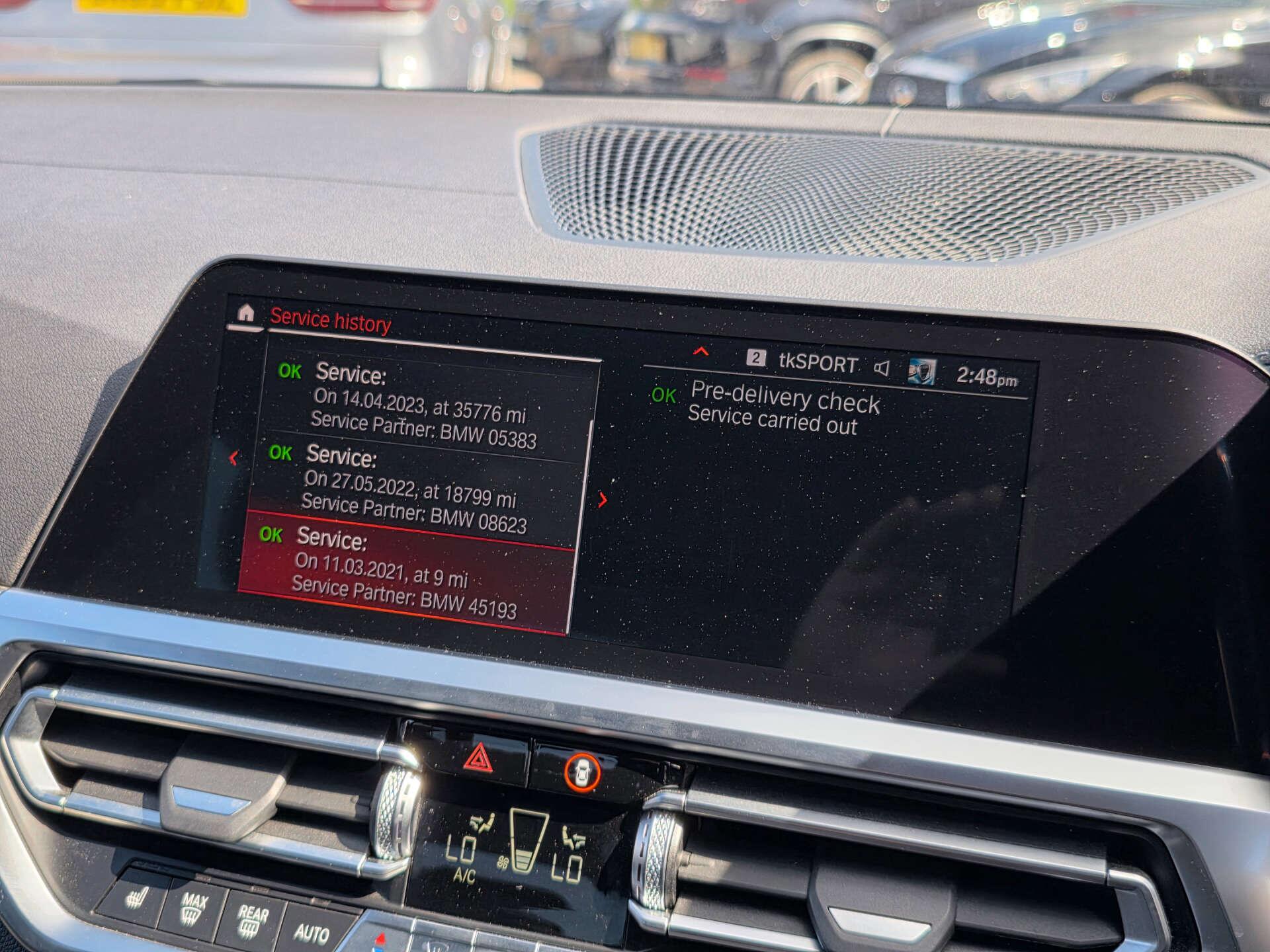 BMW 3 Series view 40