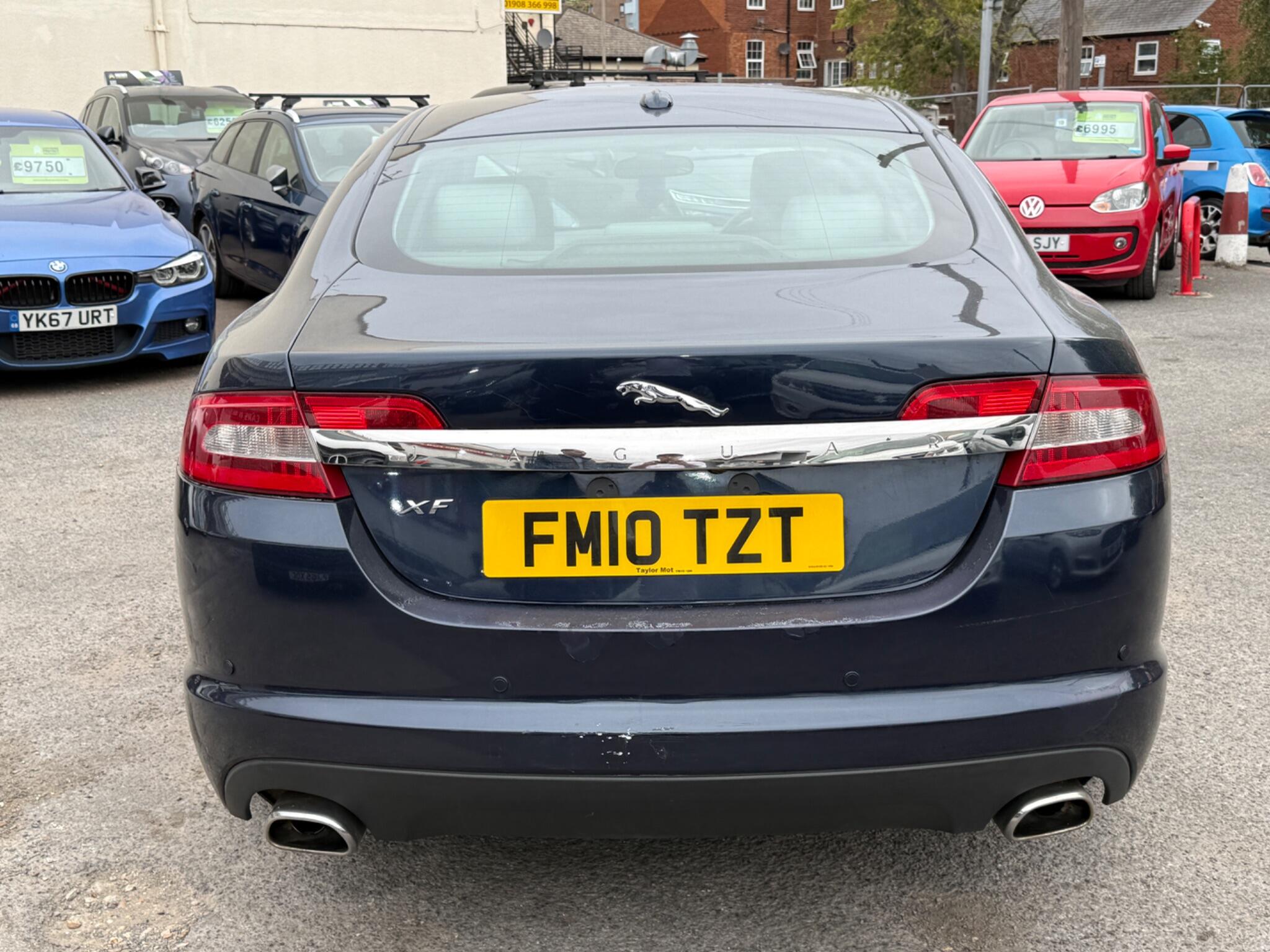 Jaguar XF - Image 15
