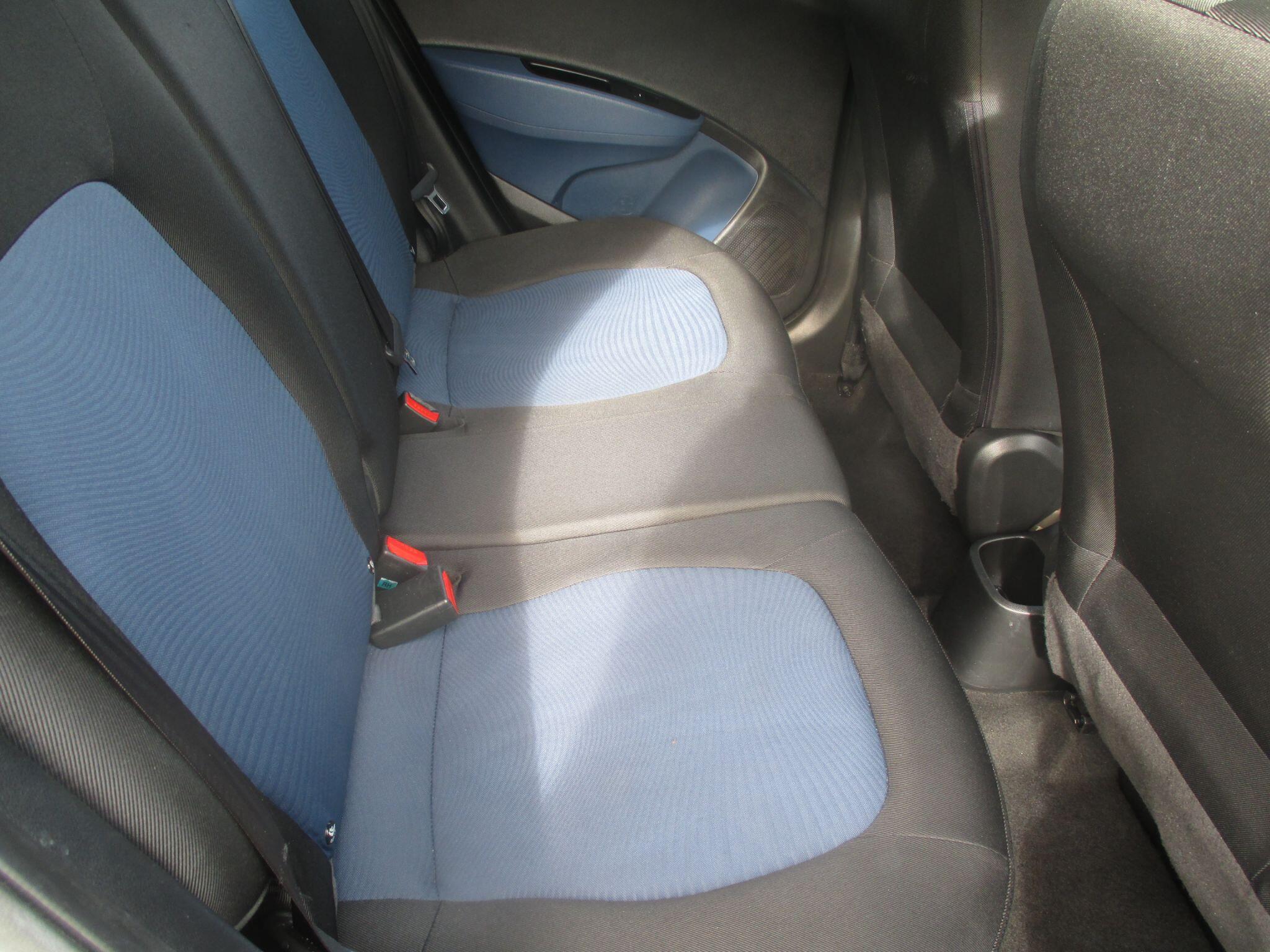Hyundai I10 view 25