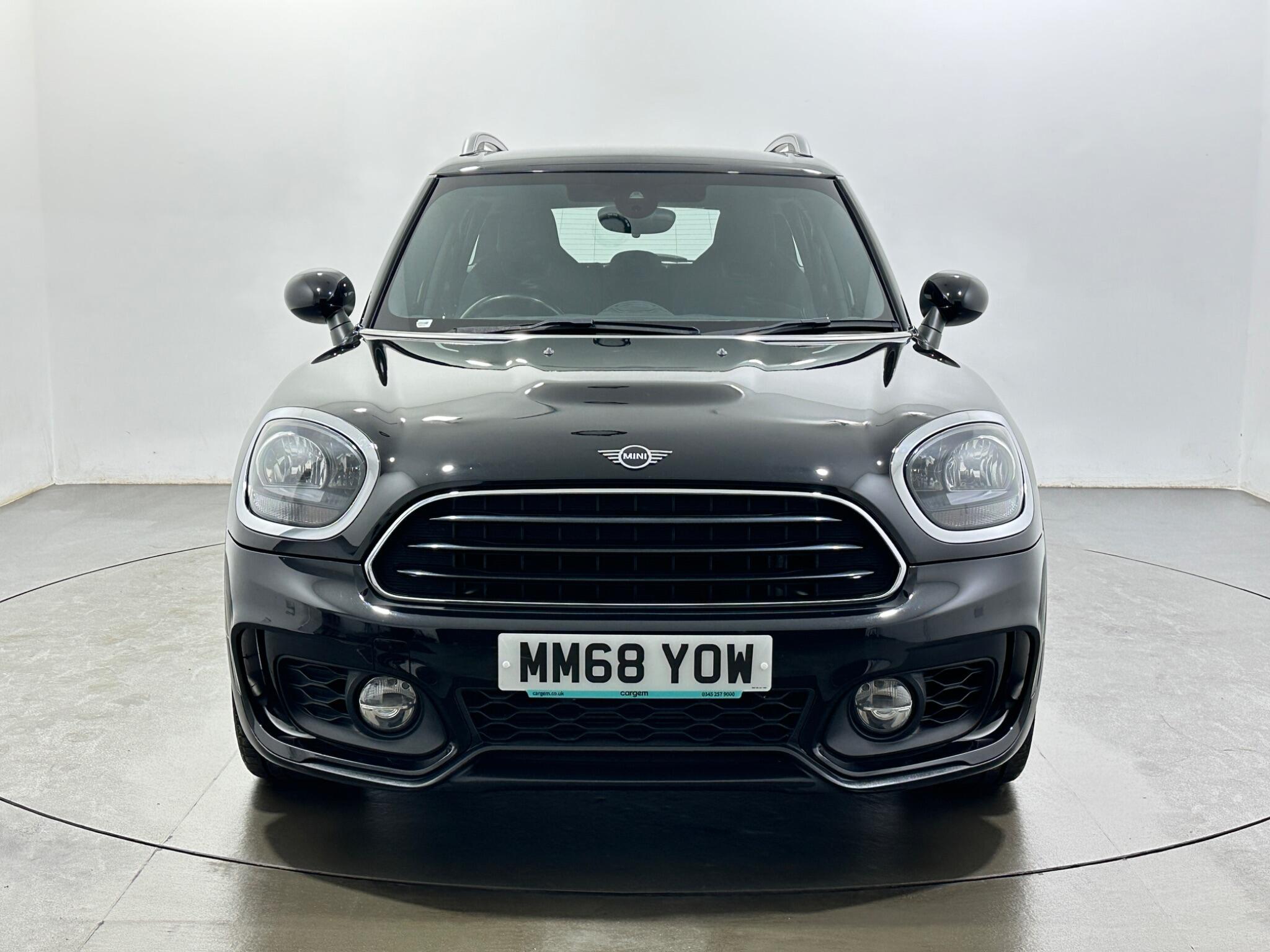 Mini Countryman view 3