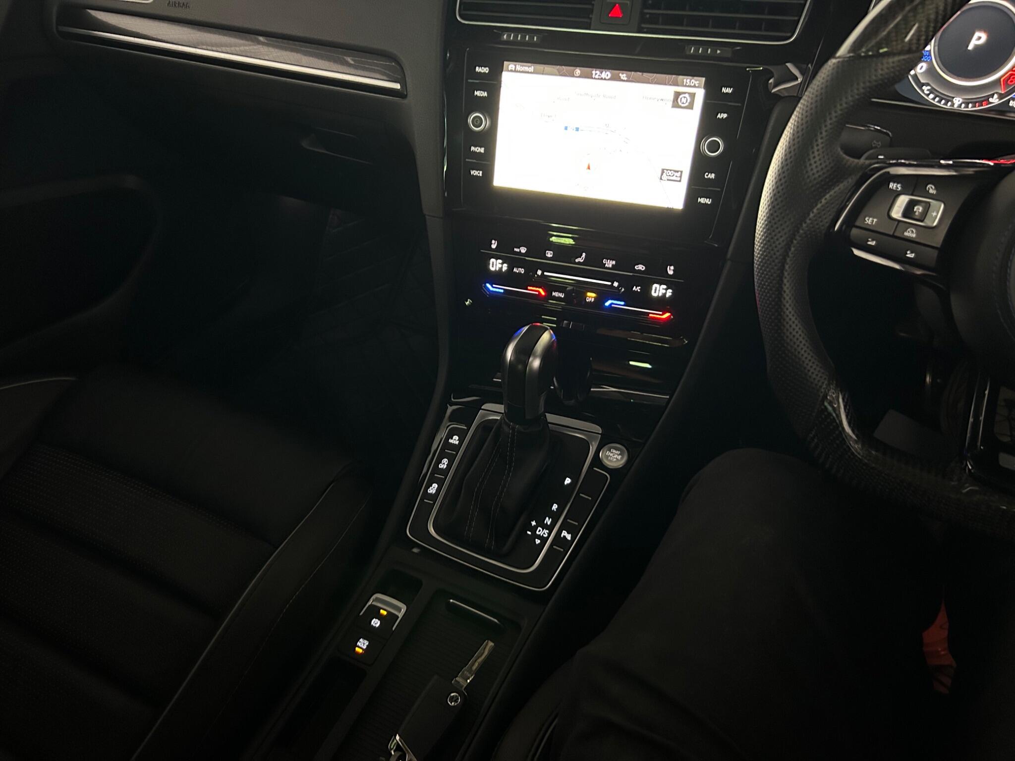 Volkswagen Golf view 37