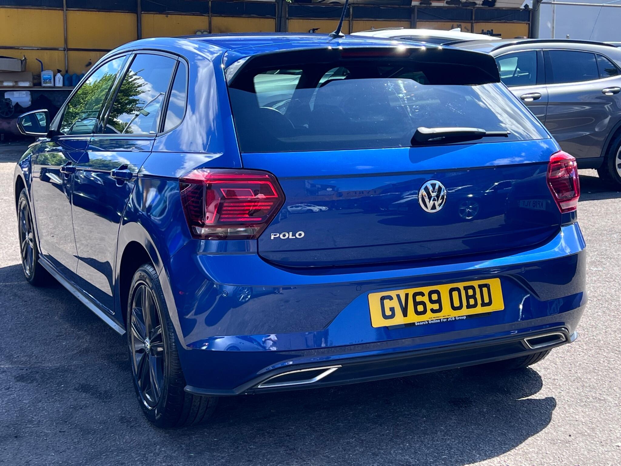 Volkswagen Polo view 13