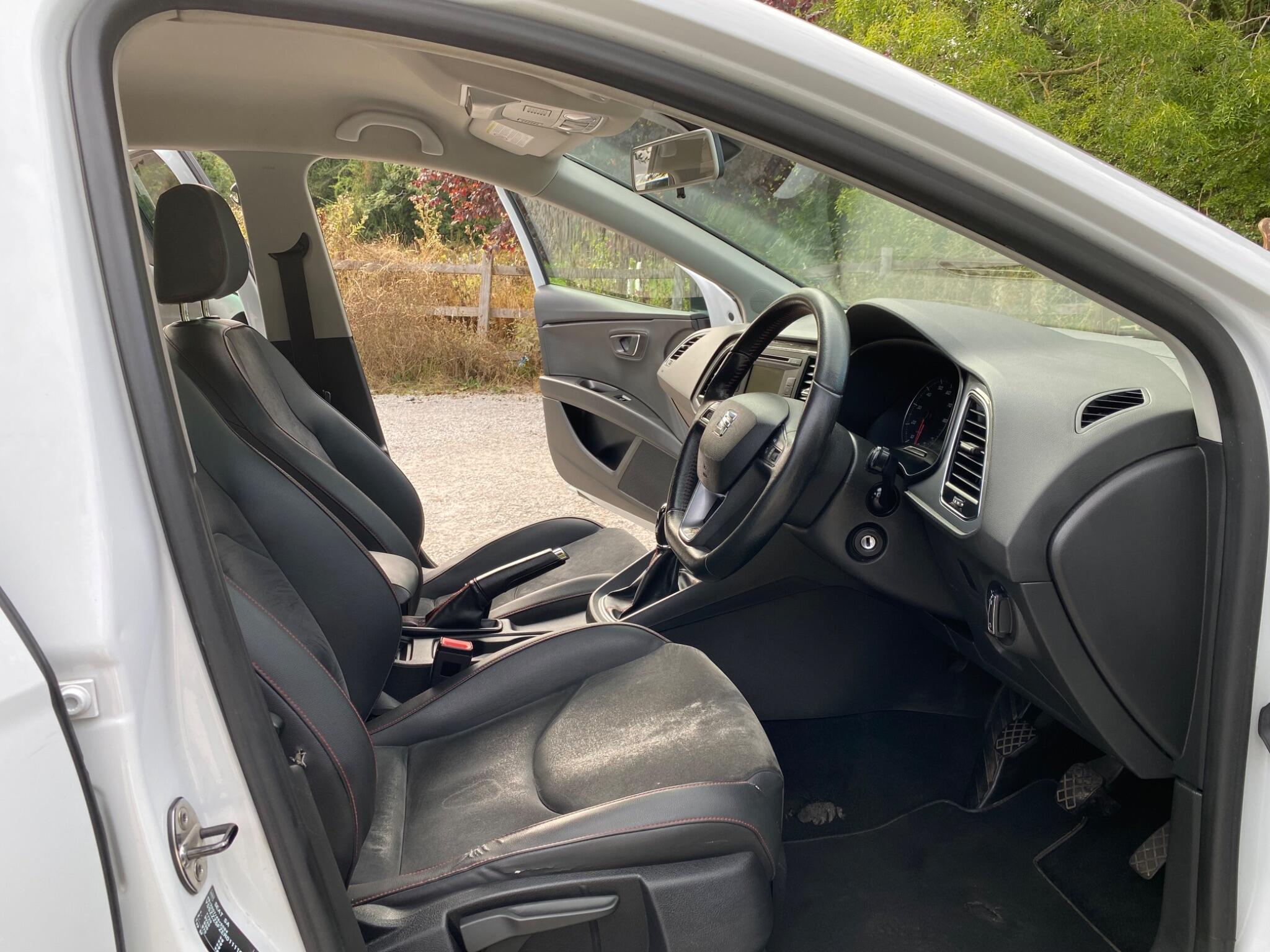 Seat Leon Leon view 10