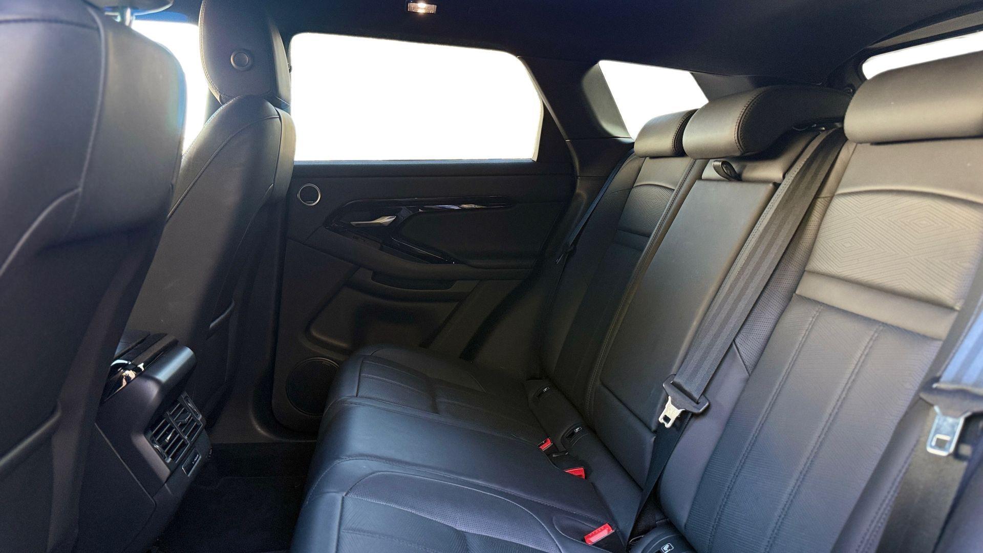 Land Rover Range Rover Evoque view 4