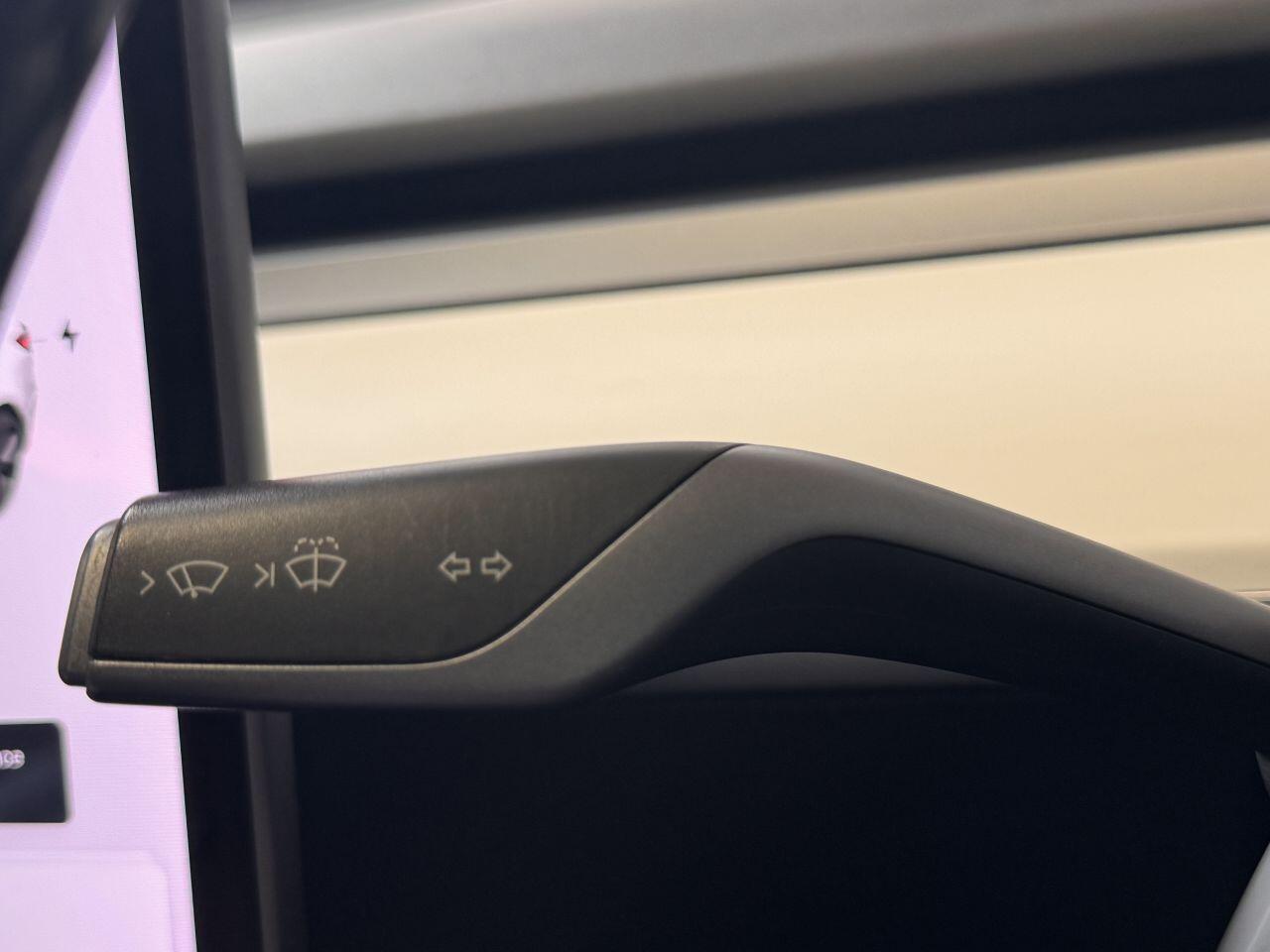 Tesla Model 3 view 36