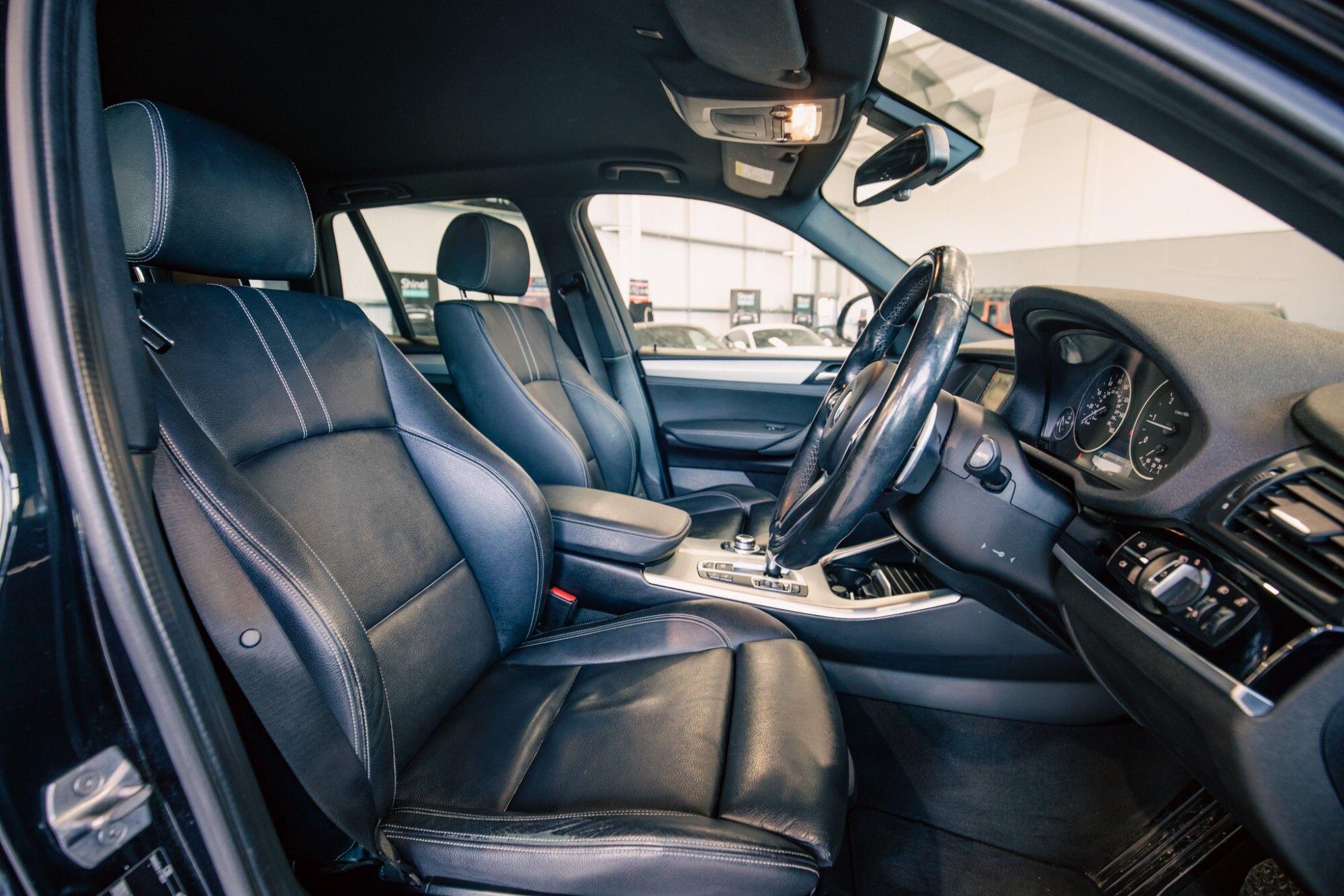 BMW X3 view 3
