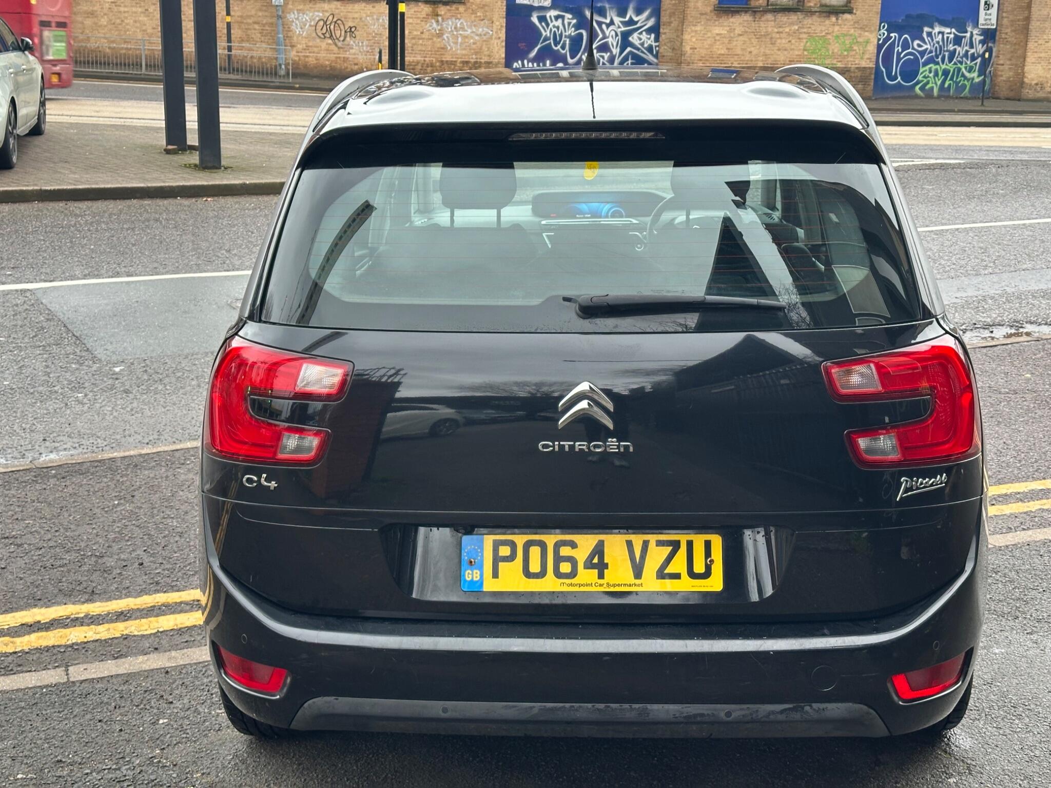 Citroen Grand C4 Picasso view 16