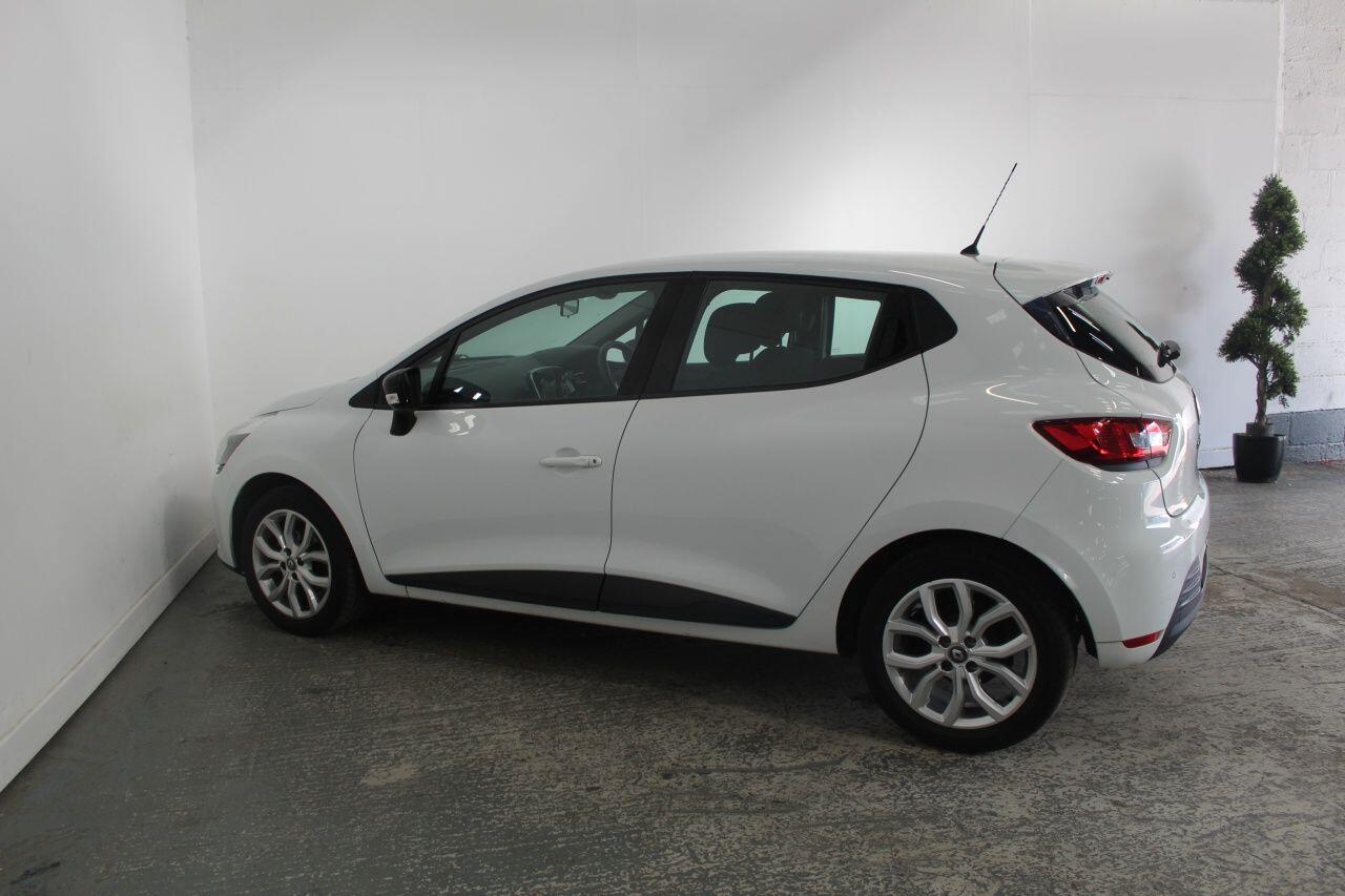 Renault Clio view 10