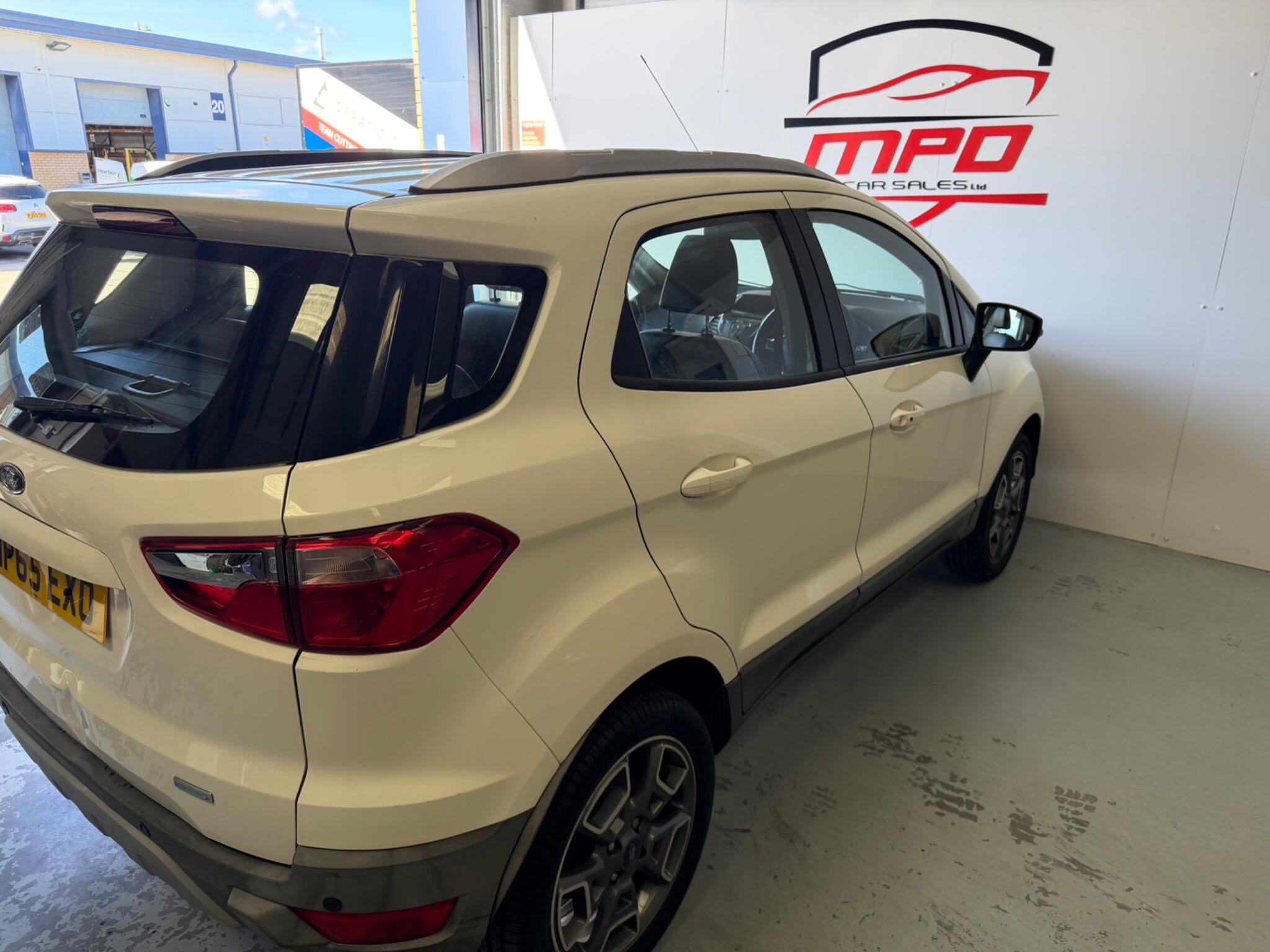Ford Ecosport view 52