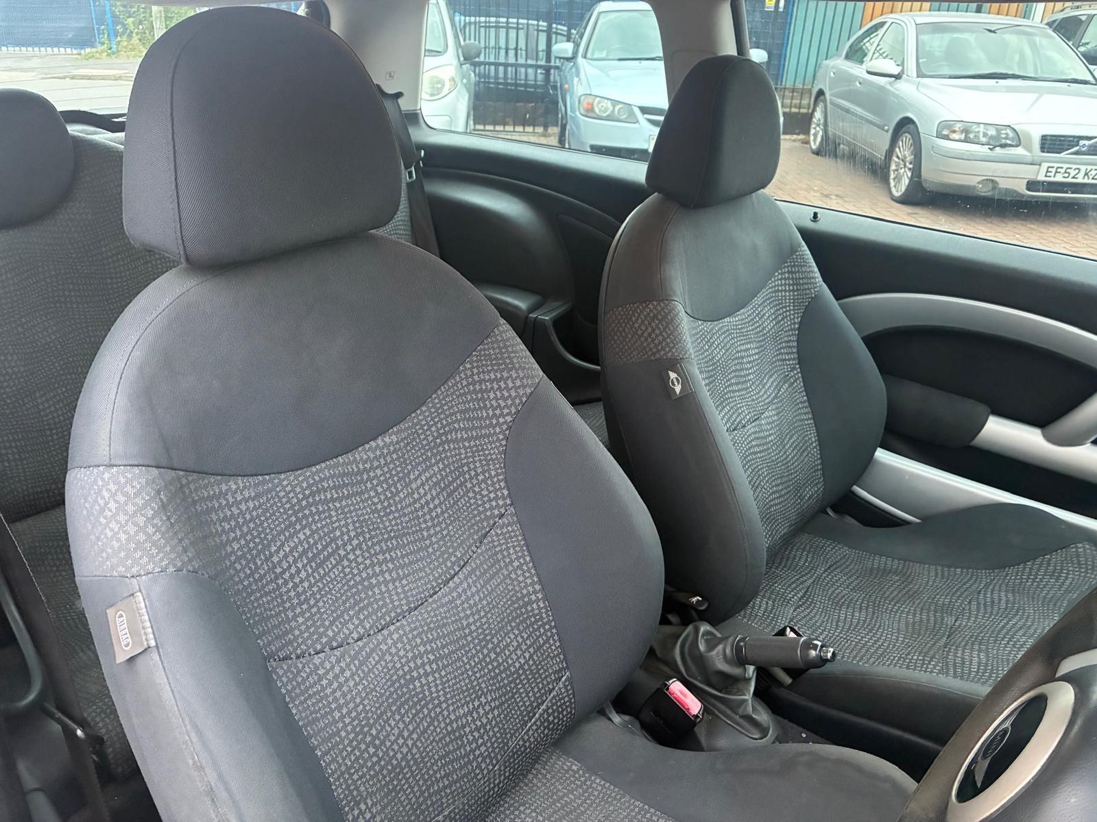 Mini Hatch view 13