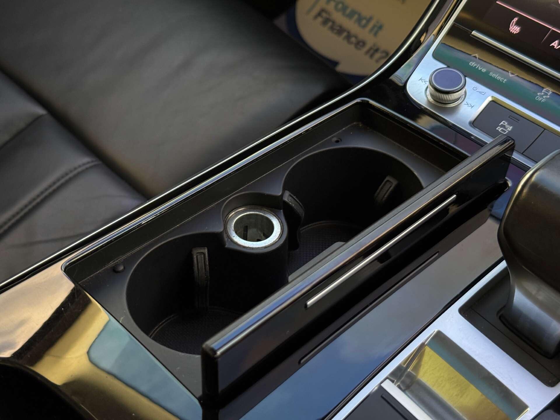 Audi A8 view 48
