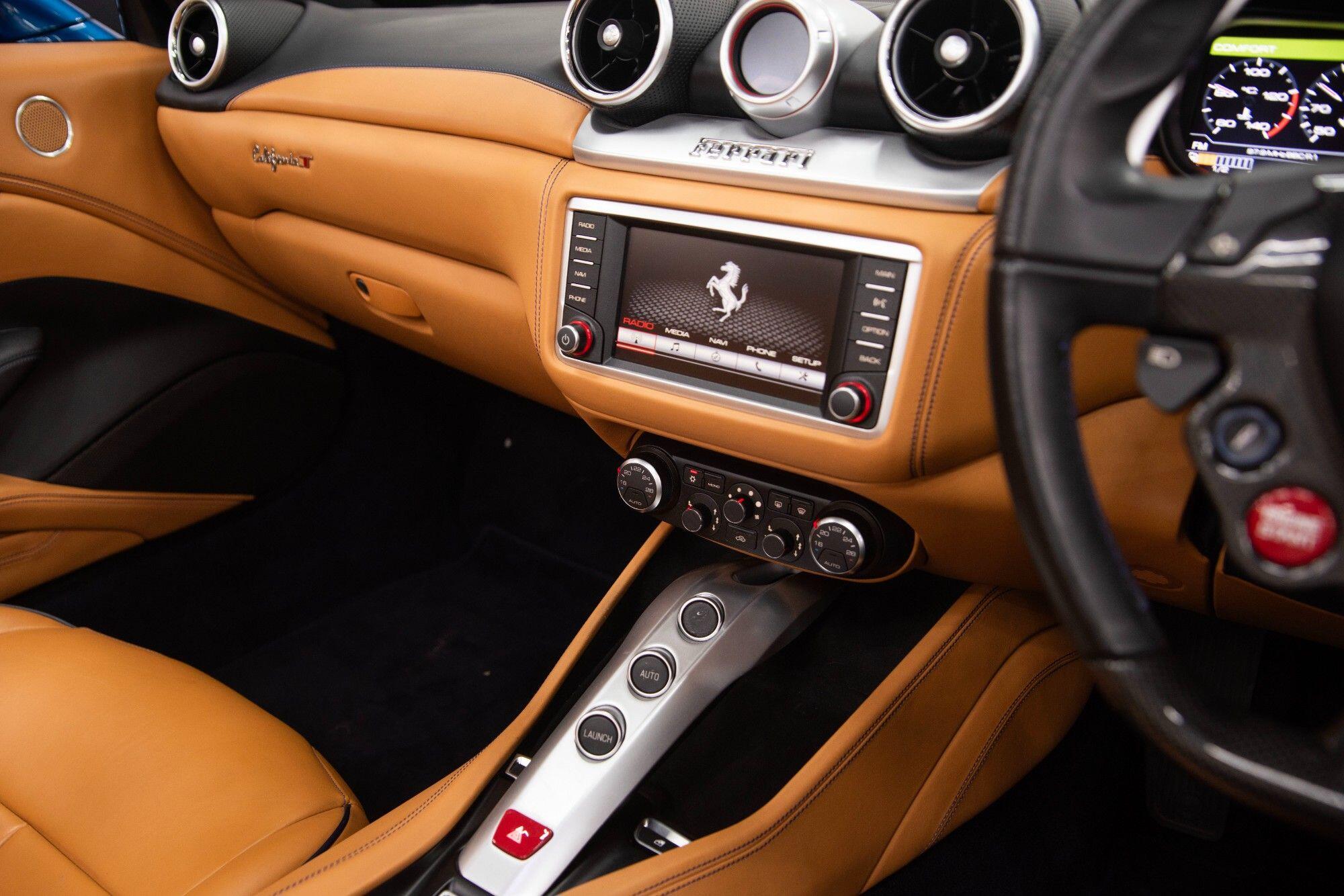Ferrari California view 31