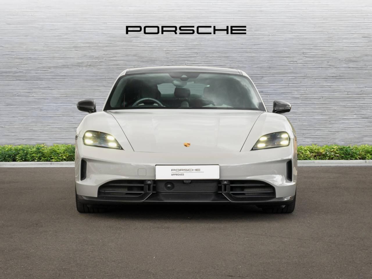 Porsche Taycan view 7