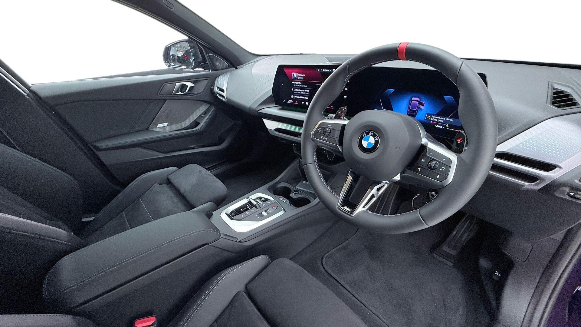 BMW 1 Series view 6