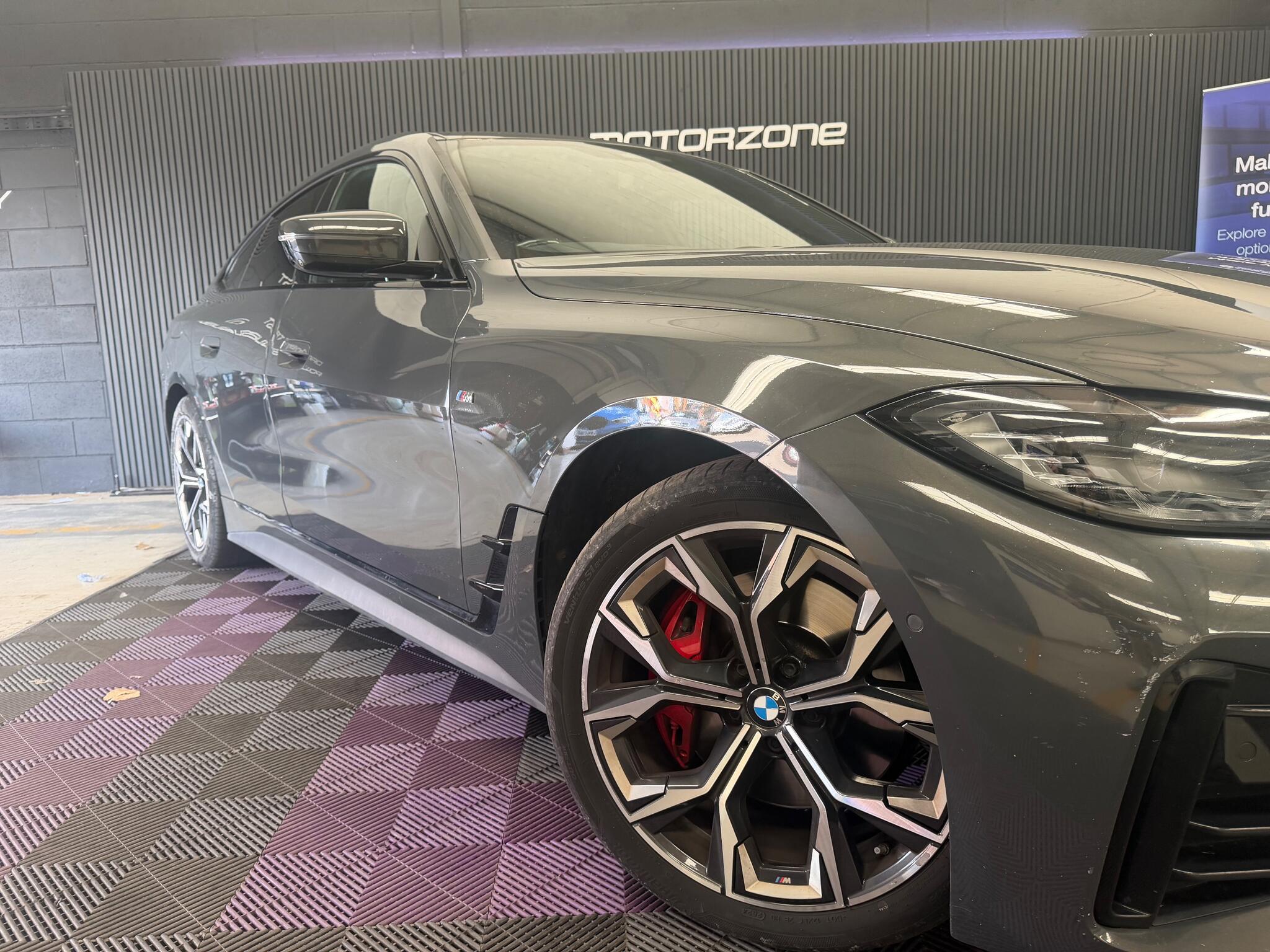 BMW 4 Series view 24