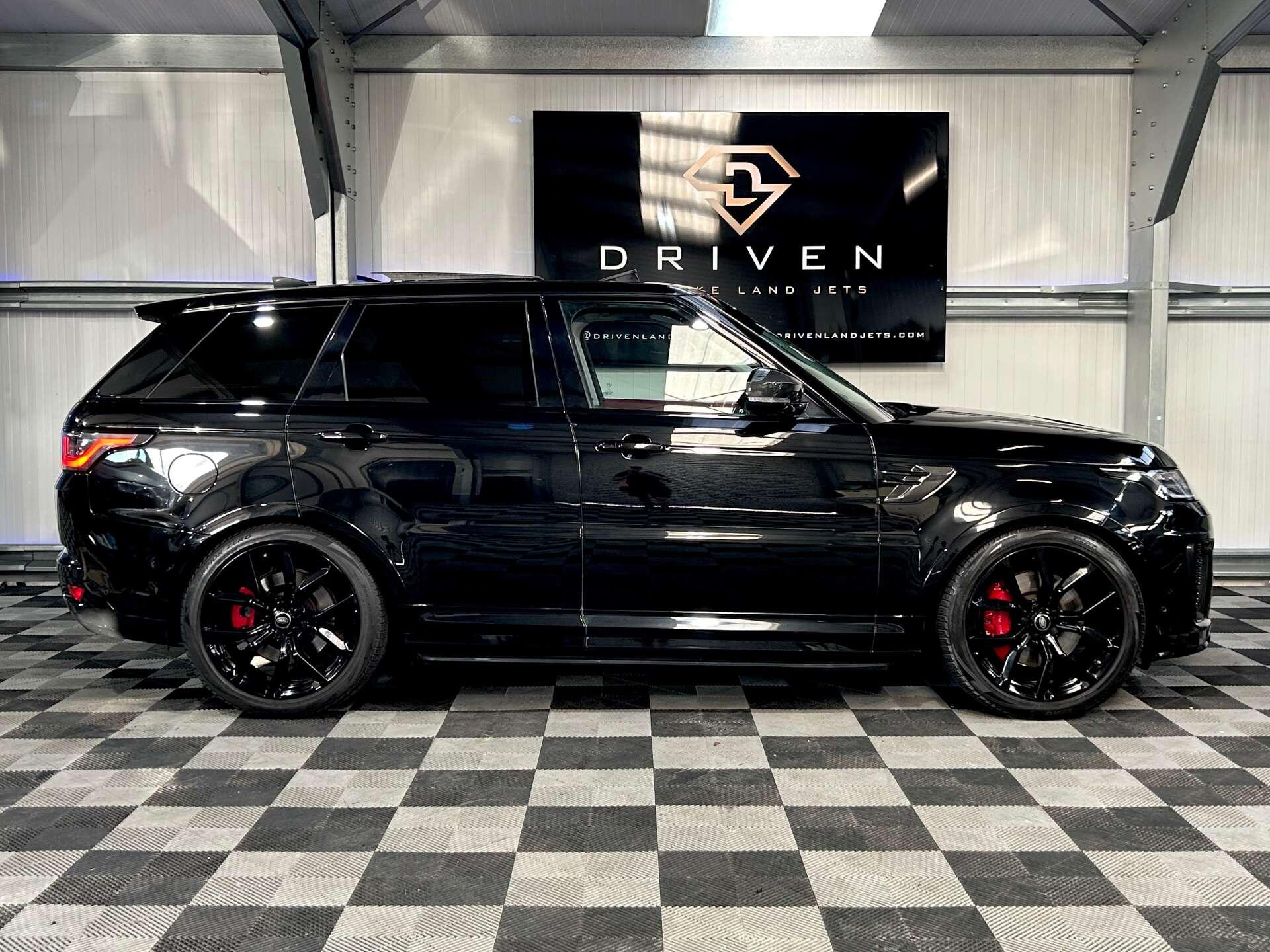 Land Rover Range Rover Sport view 12