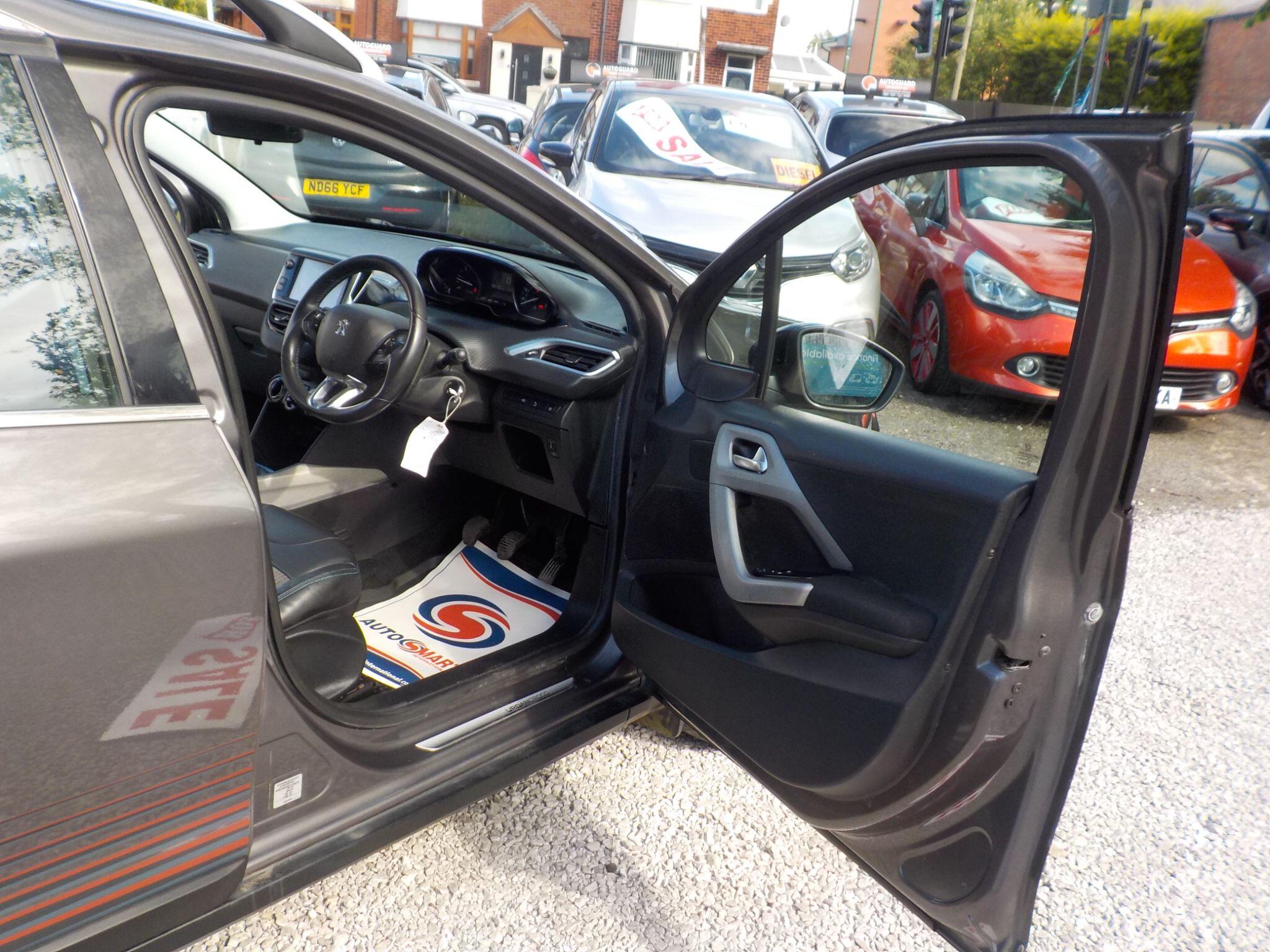 Peugeot 2008 1.6 BlueHDi Urban Cross Euro 6 (s/s) 5dr